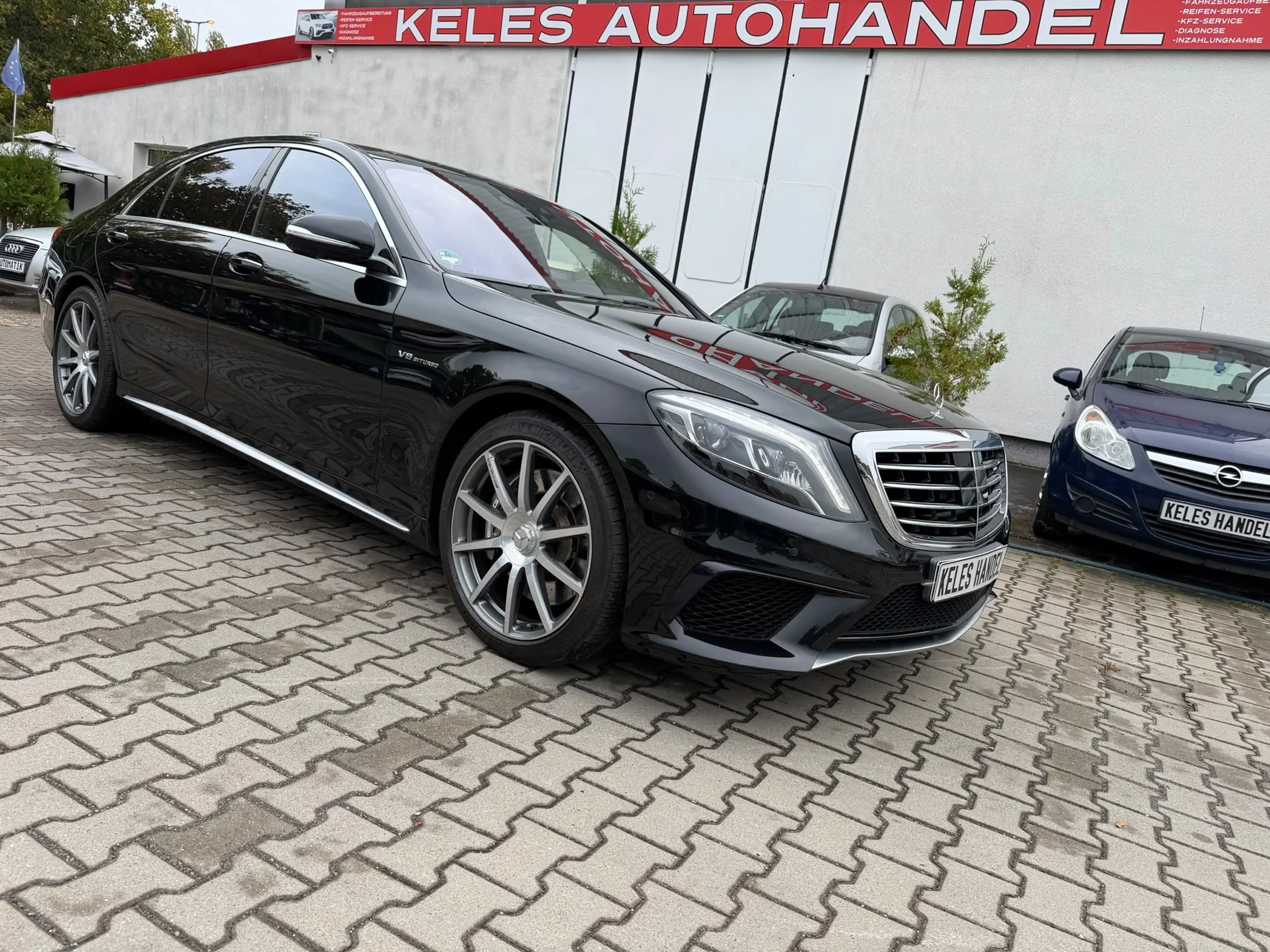 Mercedes-Benz S 63 AMG Tüv 05/28 — photo 3