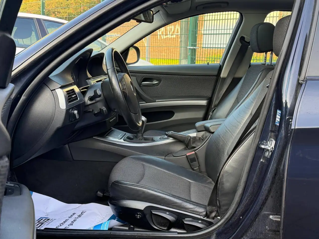 BMW 320i E90 170CH