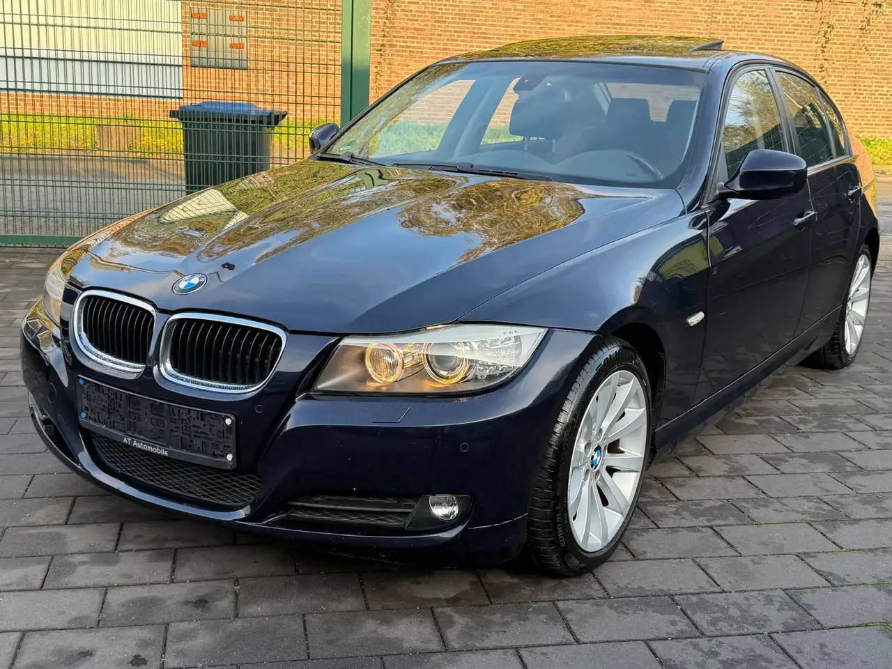 BMW 320i E90 170CH