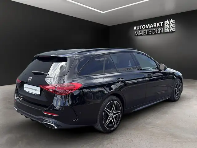 Mercedes-Benz C-Class view 6