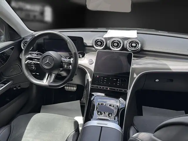 Mercedes-Benz C-Class view 15