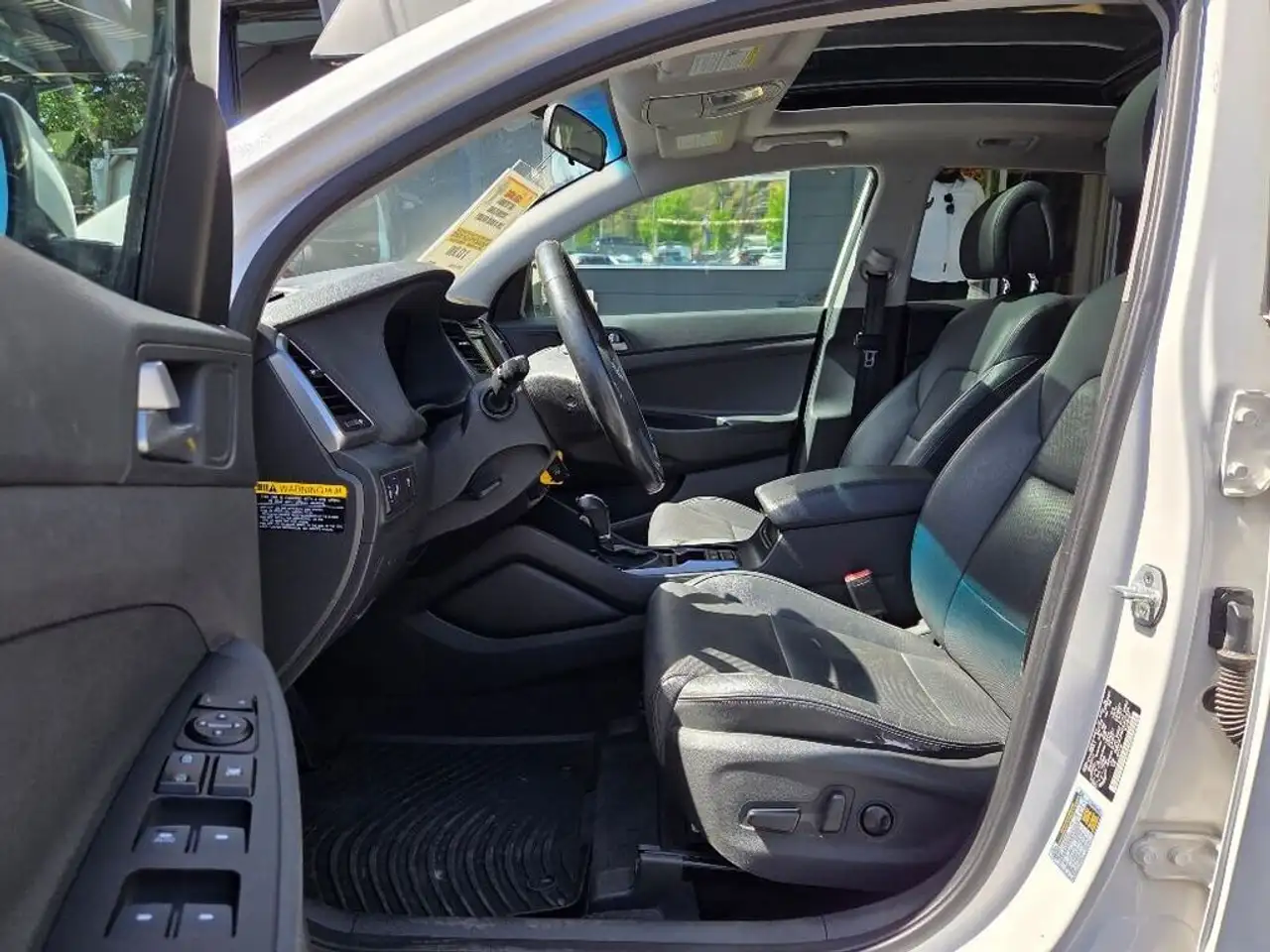 Hyundai TUCSON снимка Hyundai TUCSON