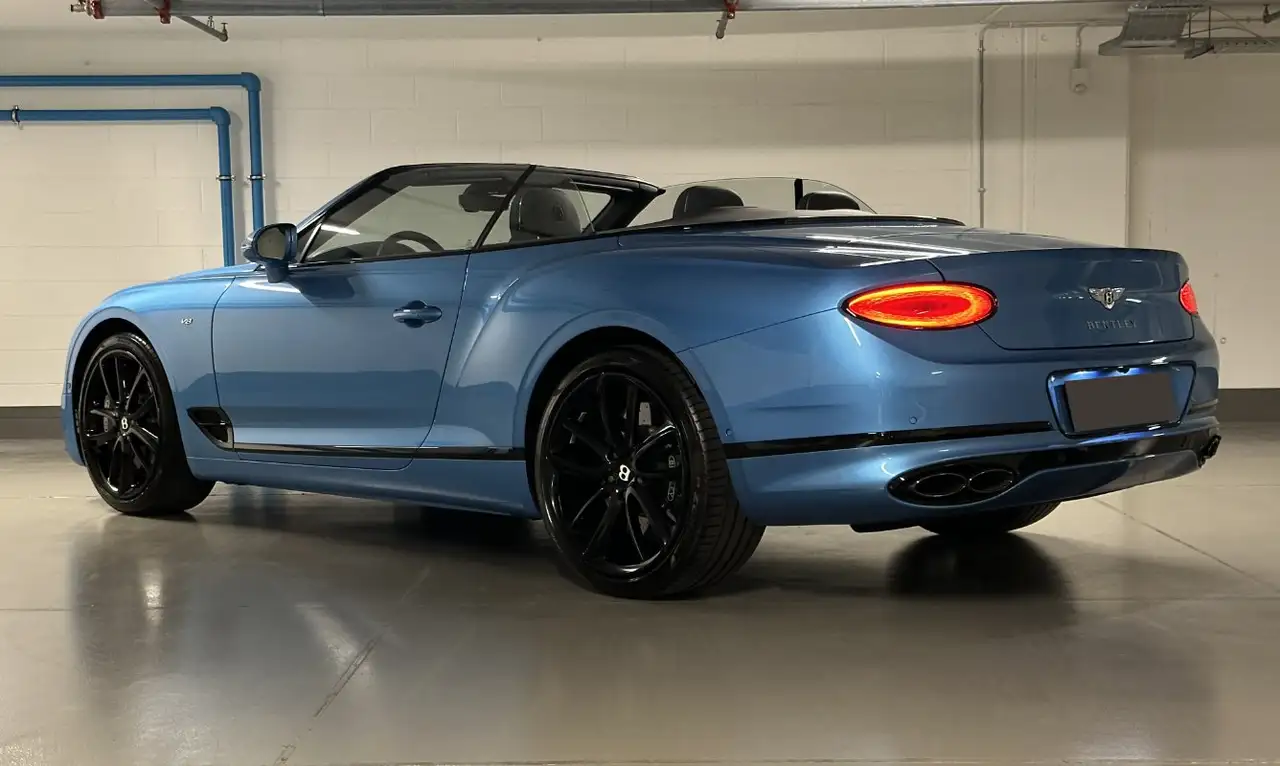 Bentley Continental GTC 2022