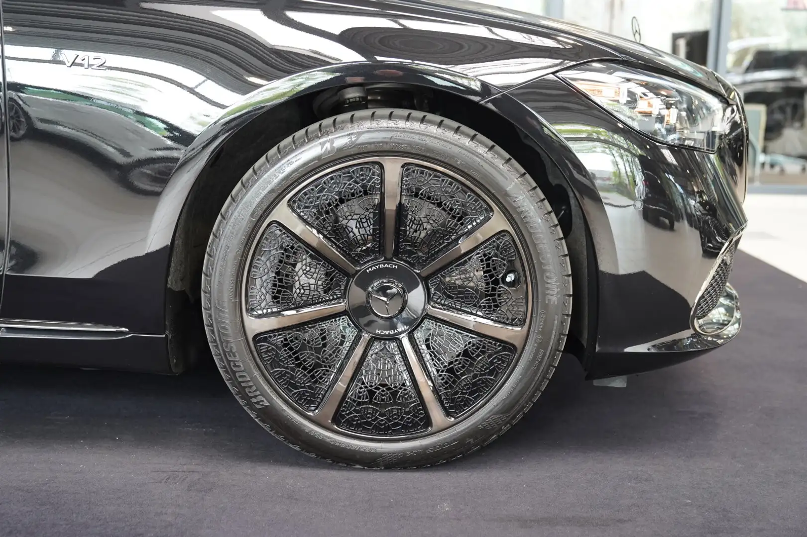 Mercedes-Benz S 680 S 680 MAYBACH Night Series MANUFAKTUR Exclusive Schwarz - 2