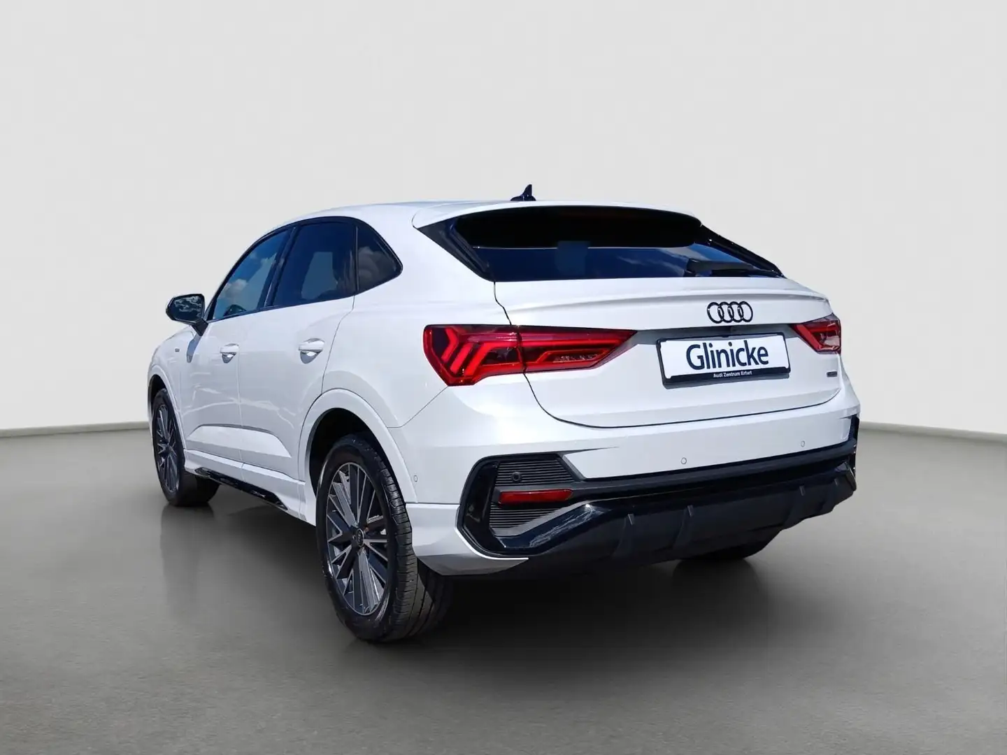 Audi Q3 SPB 40 TDI Q4 3X S LINE 200CV MATRIX Bianco - 2