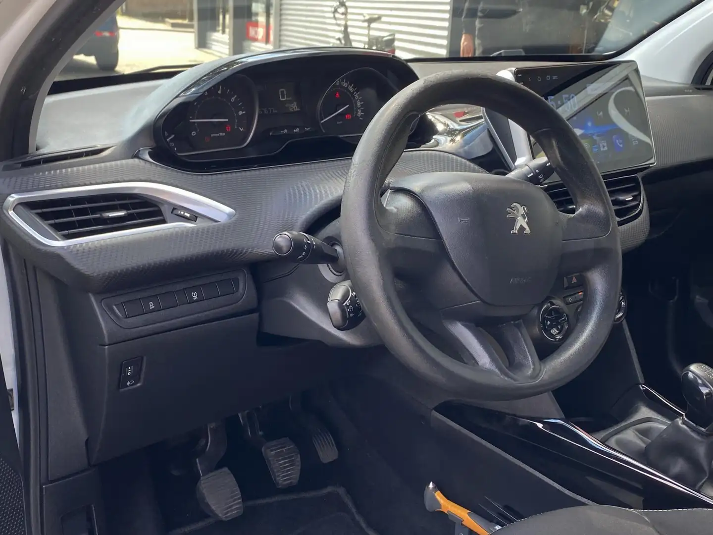 Peugeot 2008 1.2 PureTech Access - Navigatie I Airco I Comfort Bianco - 2