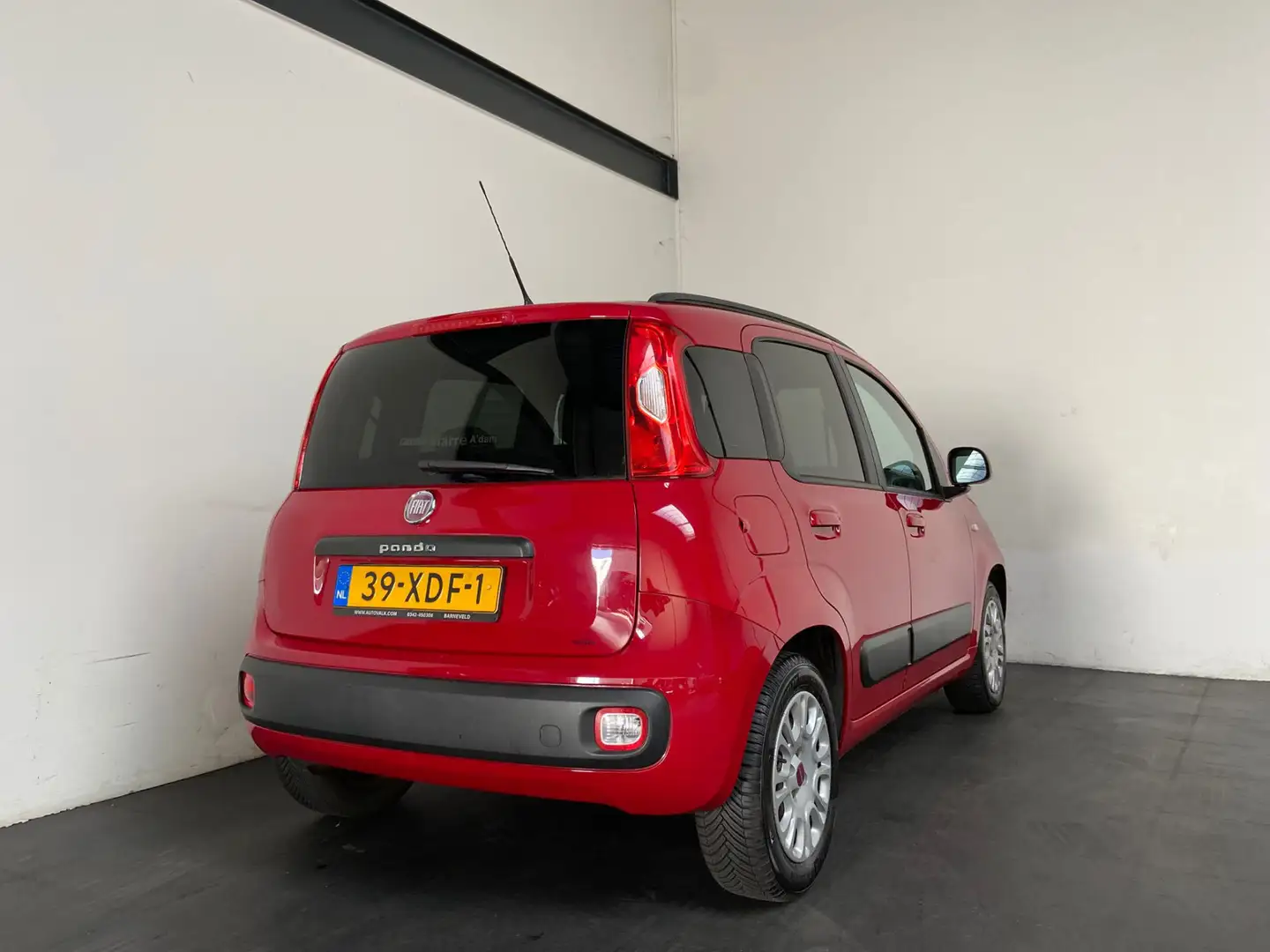Fiat Panda 0.9 TwinAir Lounge Rouge - 2