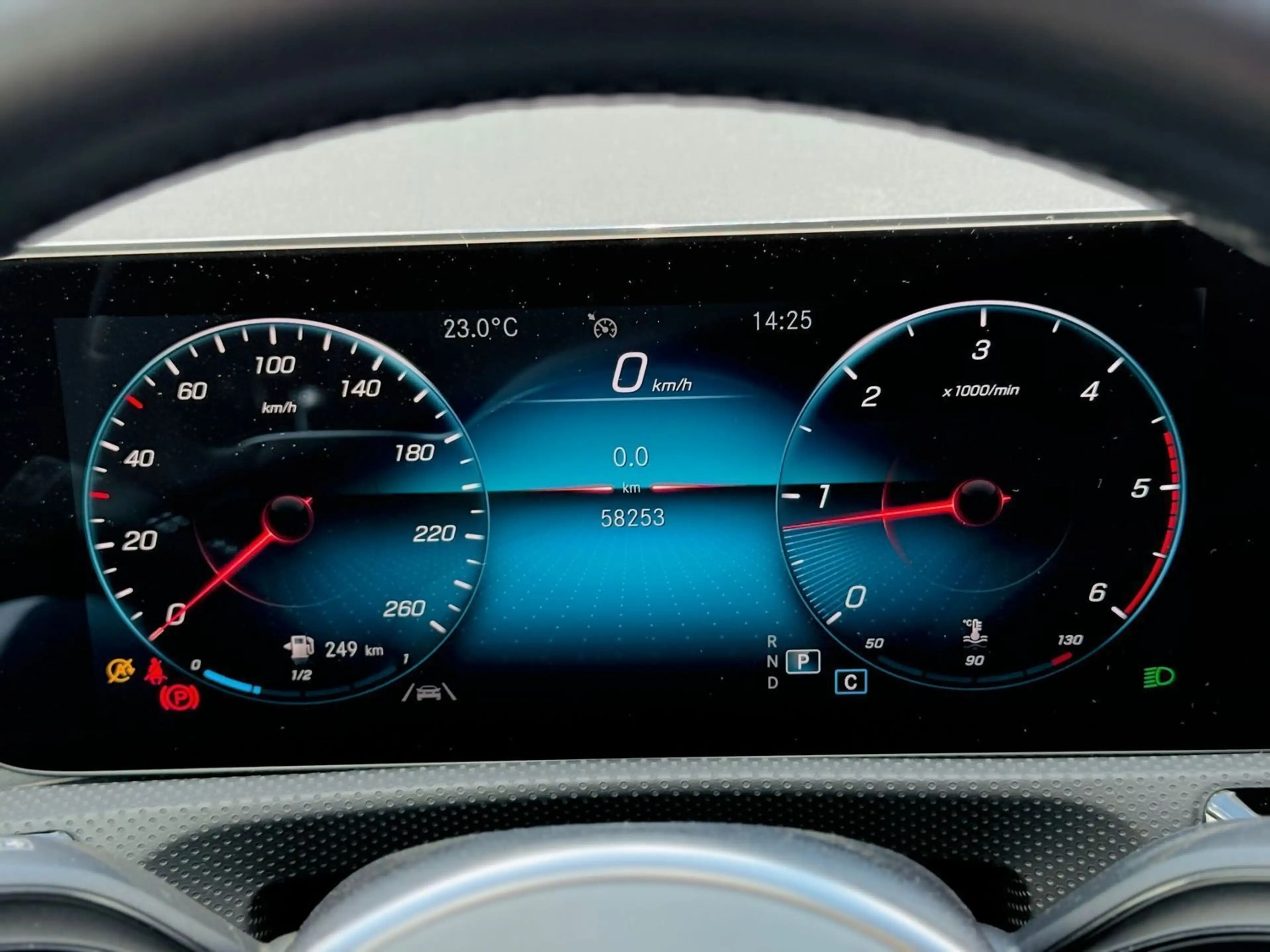 Mercedes-Benz A 220 d NIGHT PROGRESSIVE, 360°, Totw., LED, PTS, Autom, — photo 15