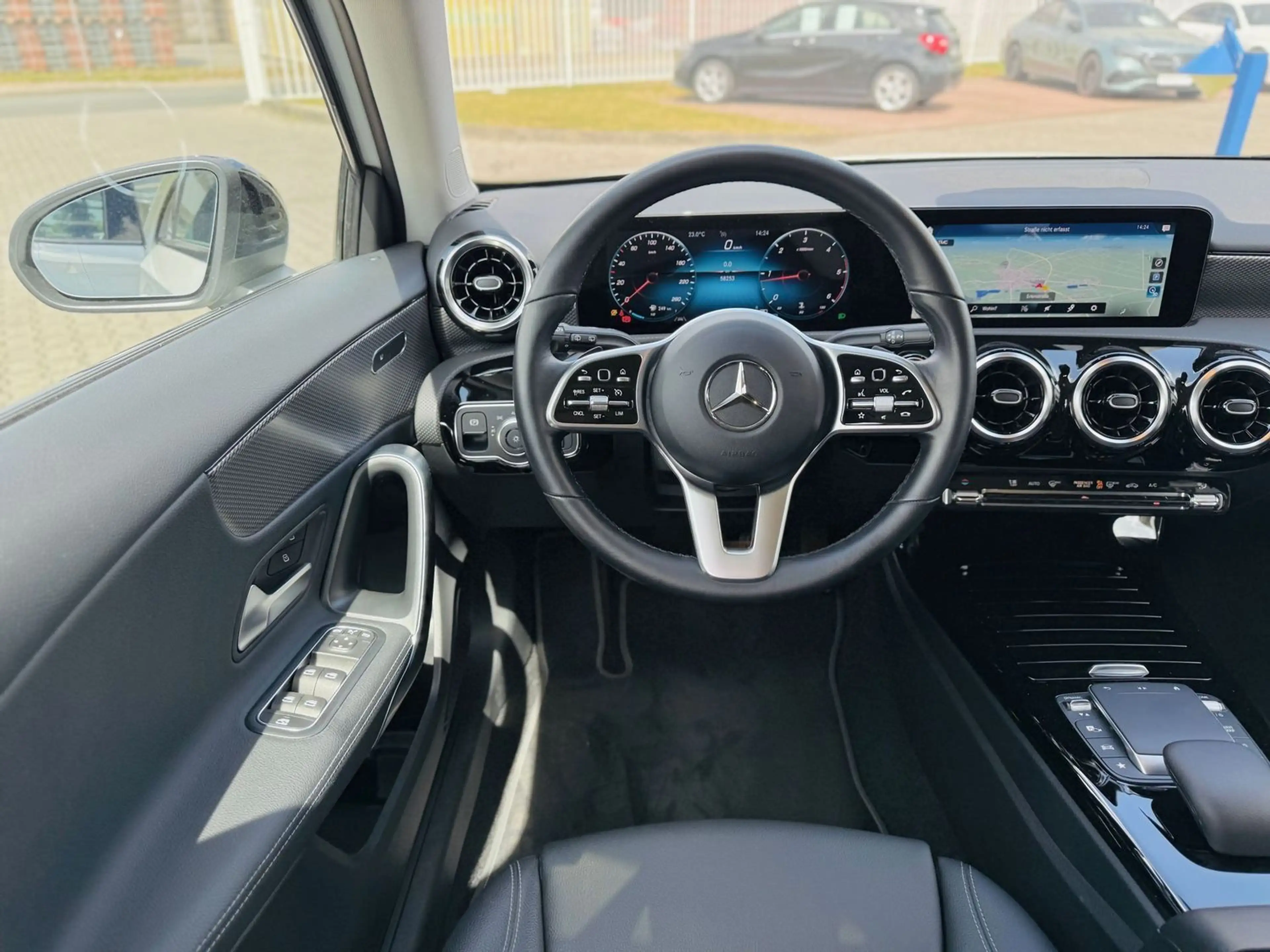 Mercedes-Benz A 220 d NIGHT PROGRESSIVE, 360°, Totw., LED, PTS, Autom, — photo 13