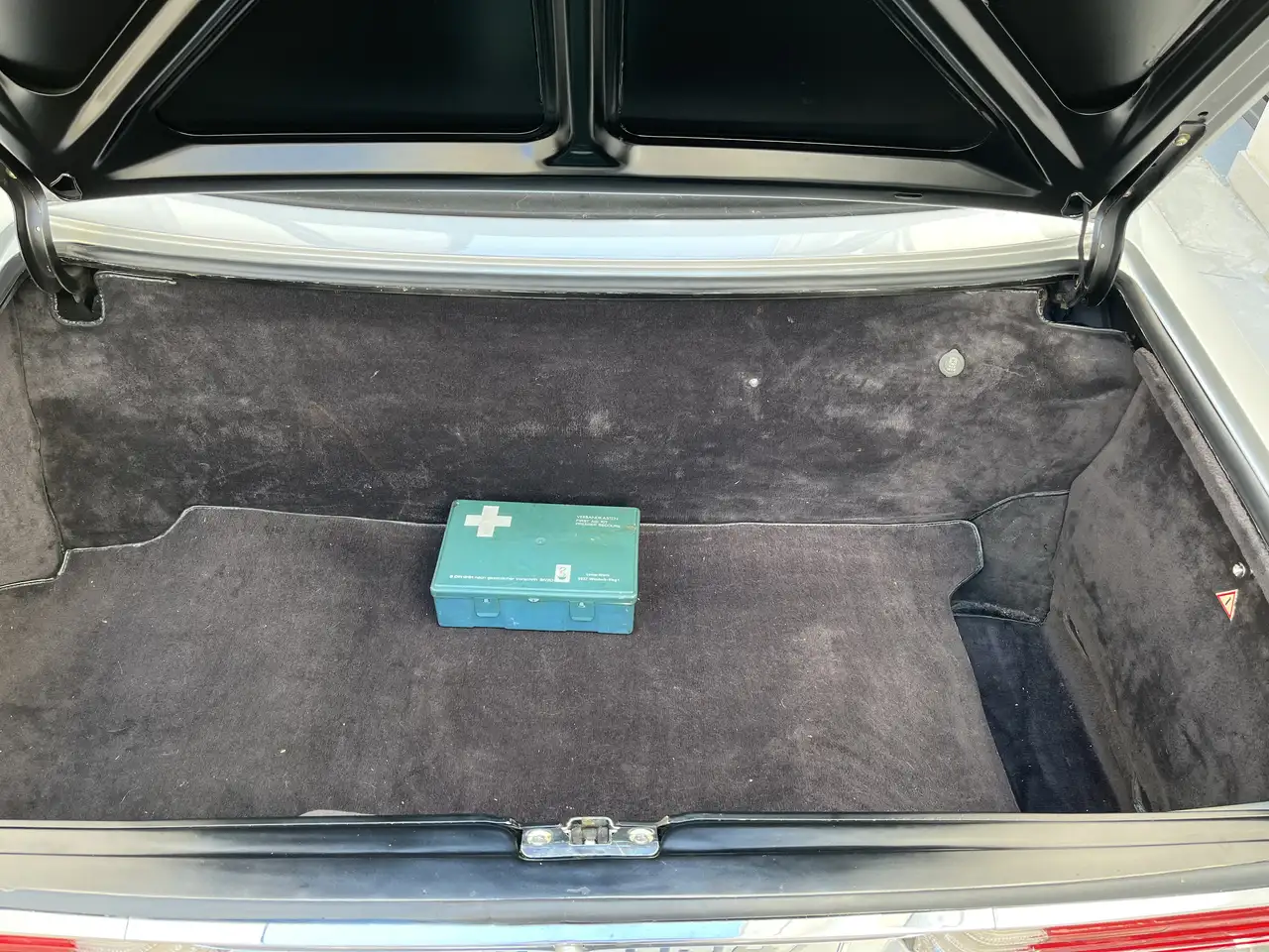 Mercedes-Benz SL 280 Roadster, foto 4