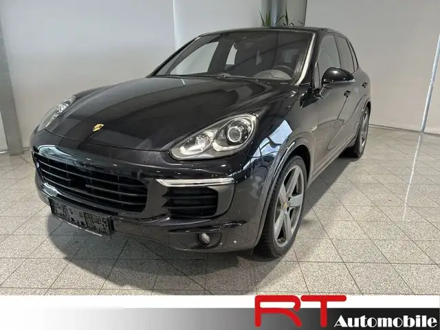 Porsche Cayenne S E-Hybrid ''AHK, Abstandstempomat''