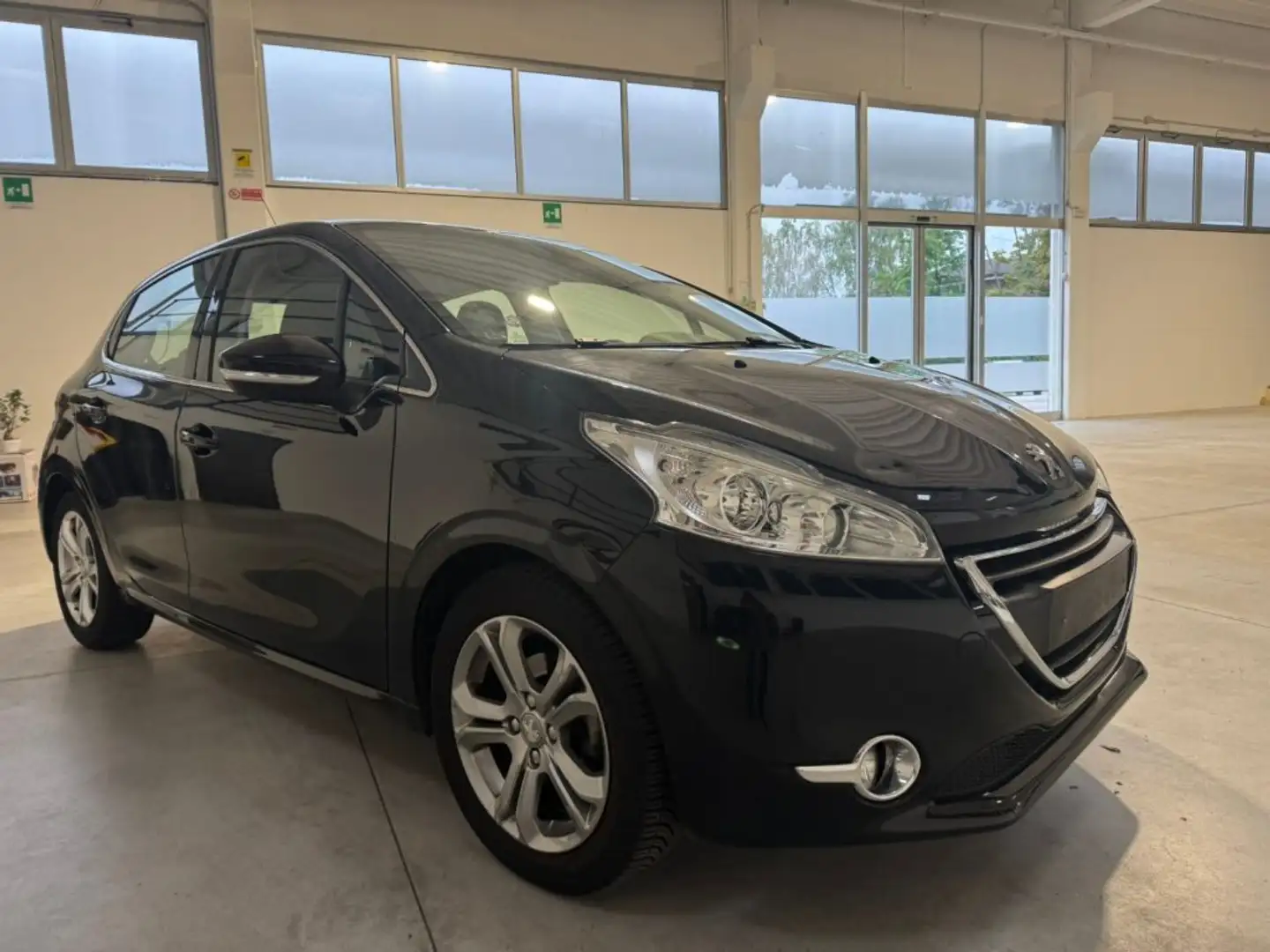 Peugeot 208 VTi 82 5 porte Allure Neopatentati Ok Negro - 2