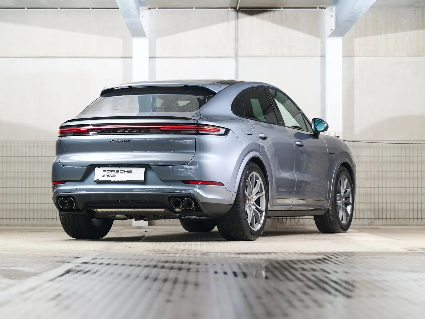 Porsche Cayenne E-Hybrid Coupé Grün - 2