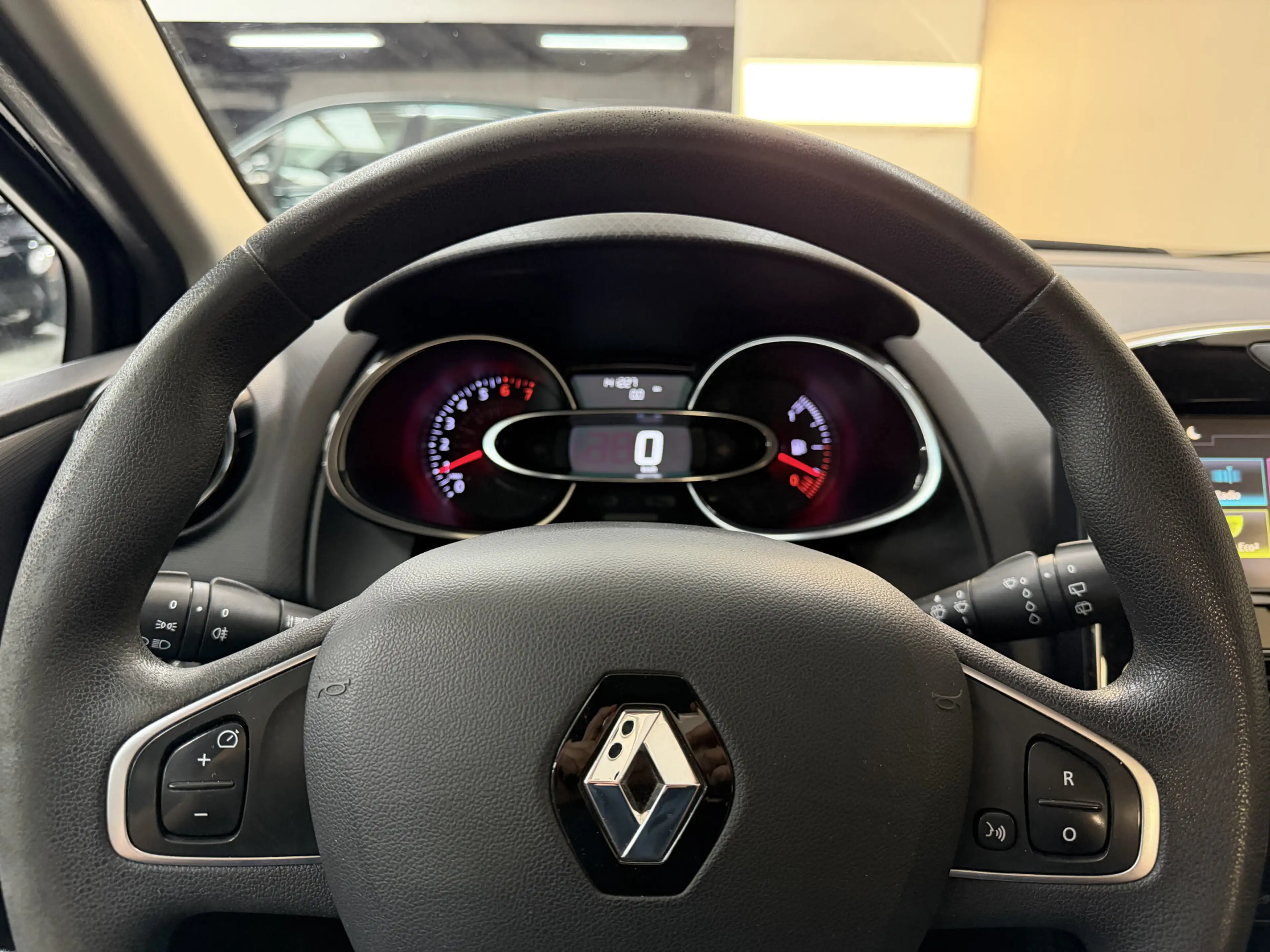 Renault Clio 0.9 TCe Zen, 90Pk, 2016, Origineel Nederlands, Nav — photo 14