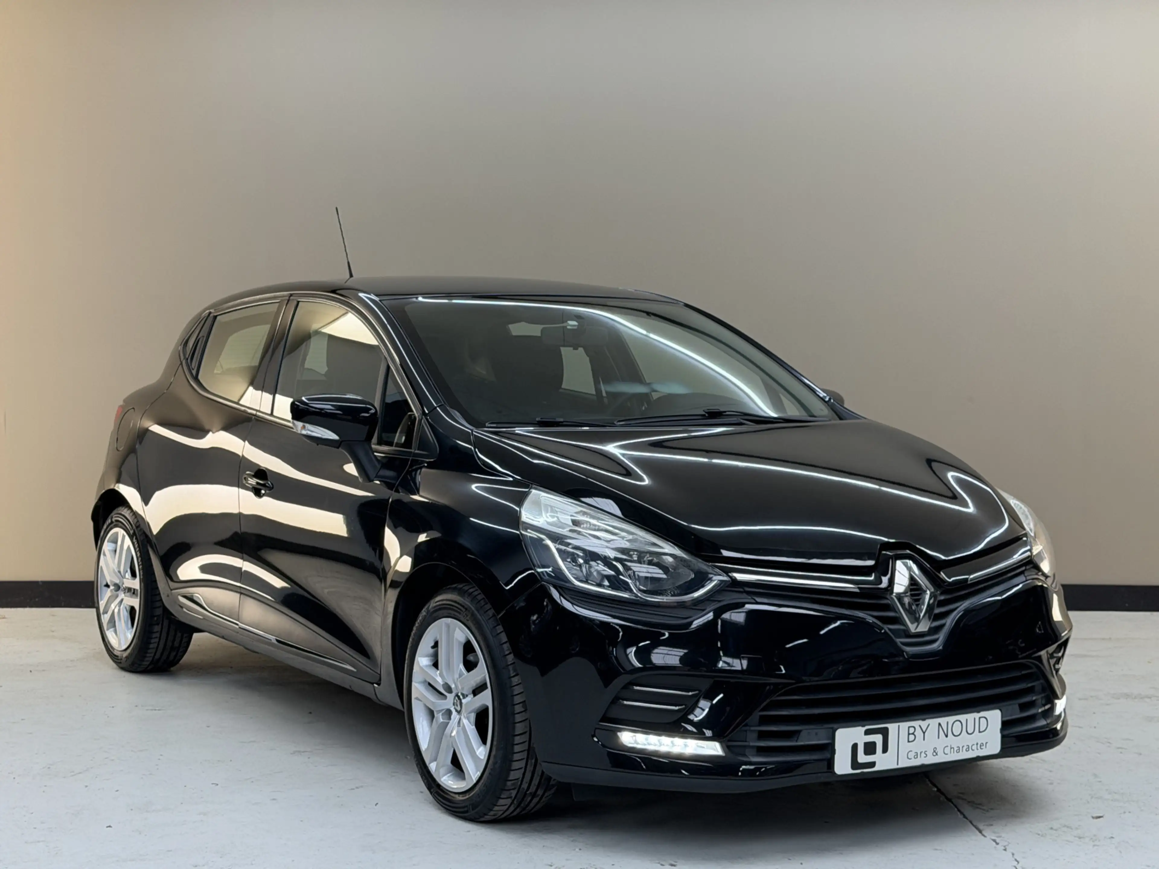 Renault Clio 0.9 TCe Zen, 90Pk, 2016, Origineel Nederlands, Nav — photo 5