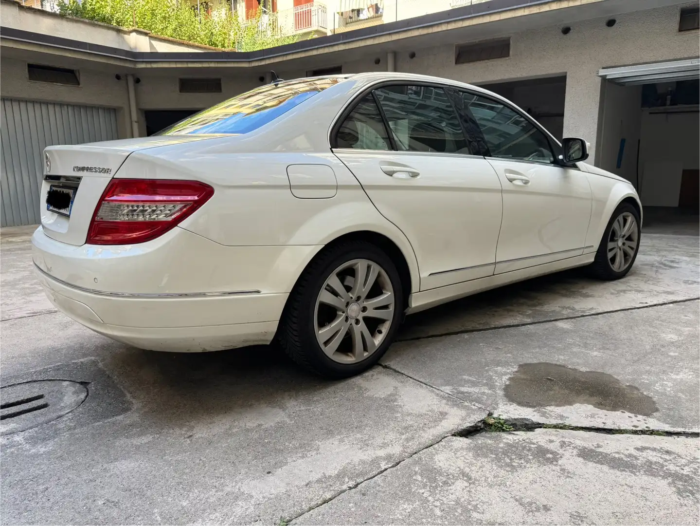 Mercedes-Benz C 200 Avantgarde Alb - 2