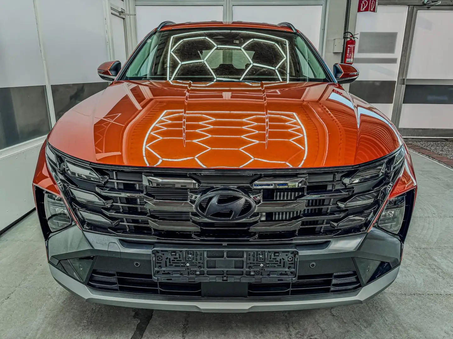 Hyundai TUCSON STYLE DCT ACC SHZ NAVI PDC RFK 1.6 T-GDi DCT MH... Orange - 2