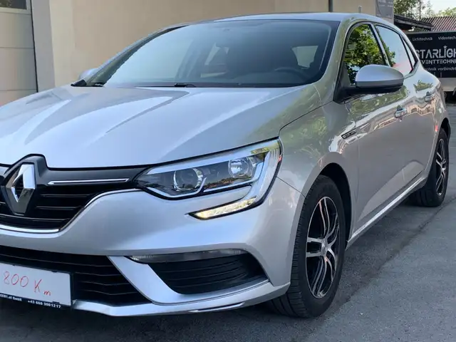 Renault Megane Sensationell erst 29.228Km! Fast Neuwagenzustand!