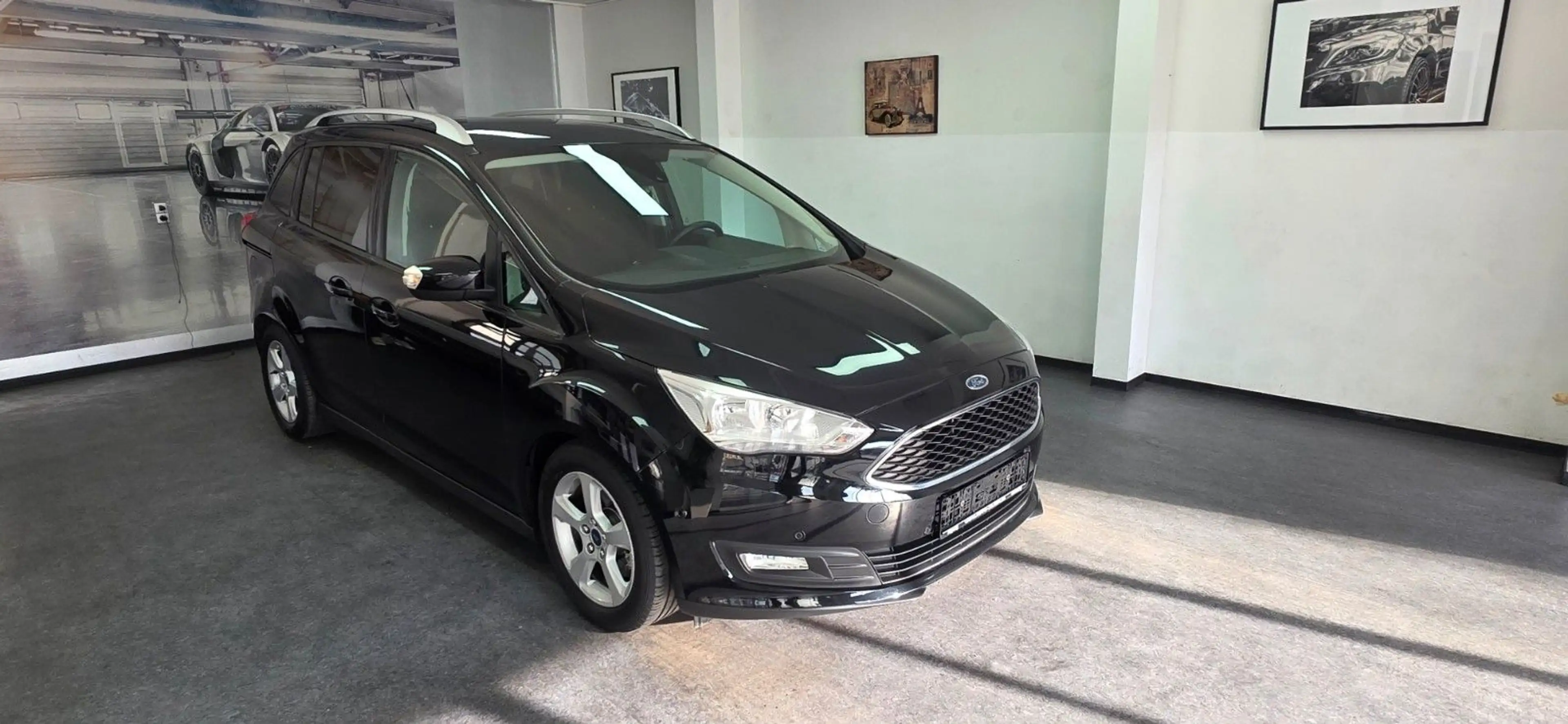 Ford Grand C-Max Business Edition 56.000 km TÜV 01/28 — photo 2