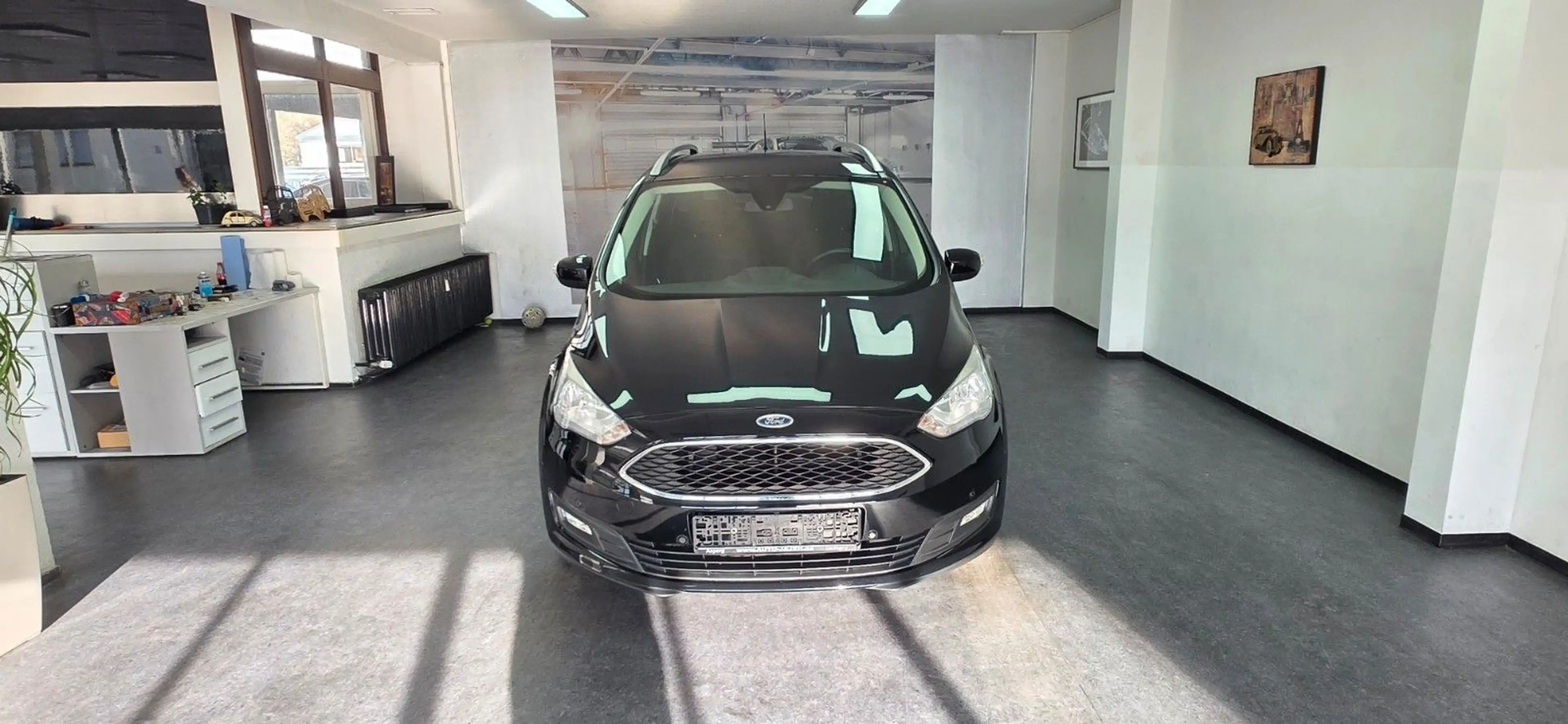 Ford Grand C-Max Business Edition 56.000 km TÜV 01/28 — photo 3