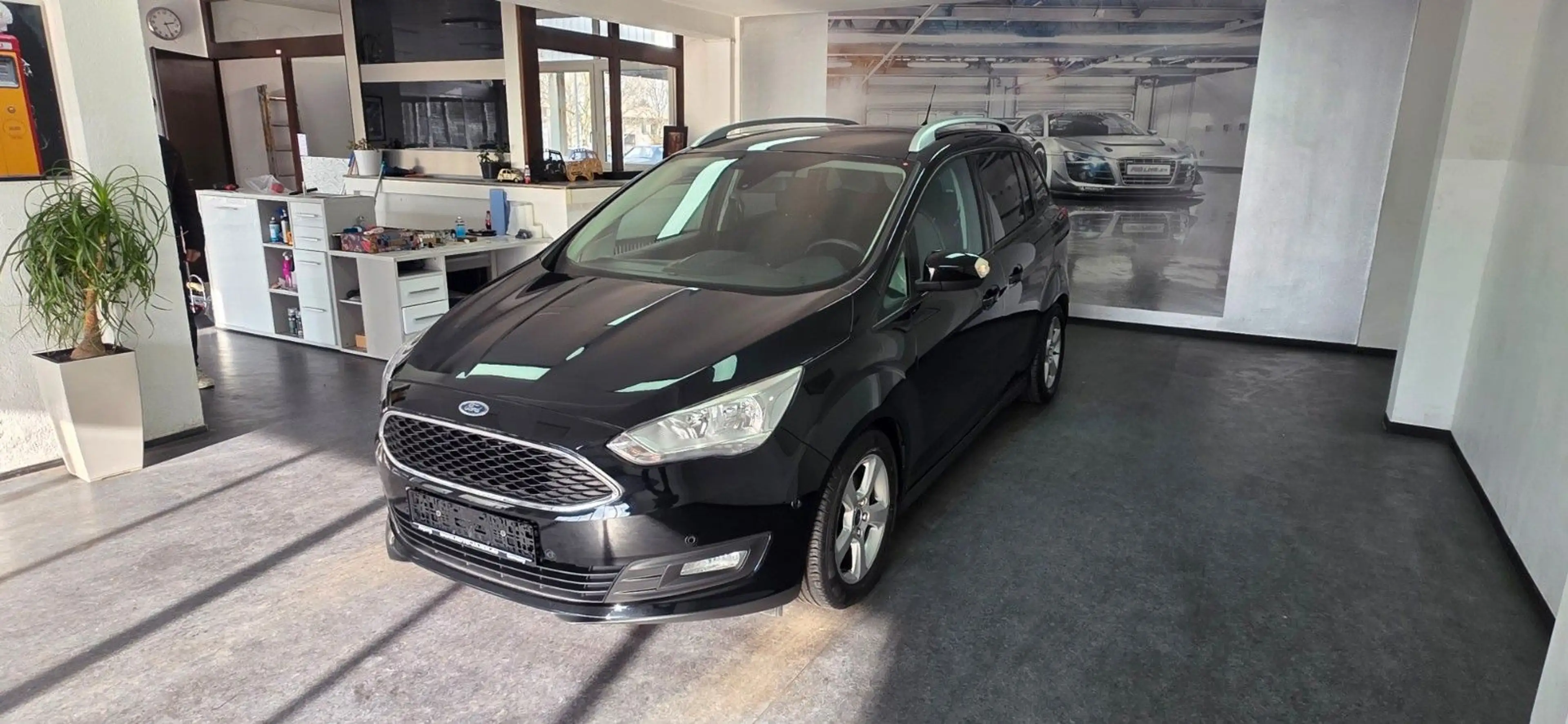 Ford Grand C-Max Business Edition 56.000 km TÜV 01/28 — photo 5