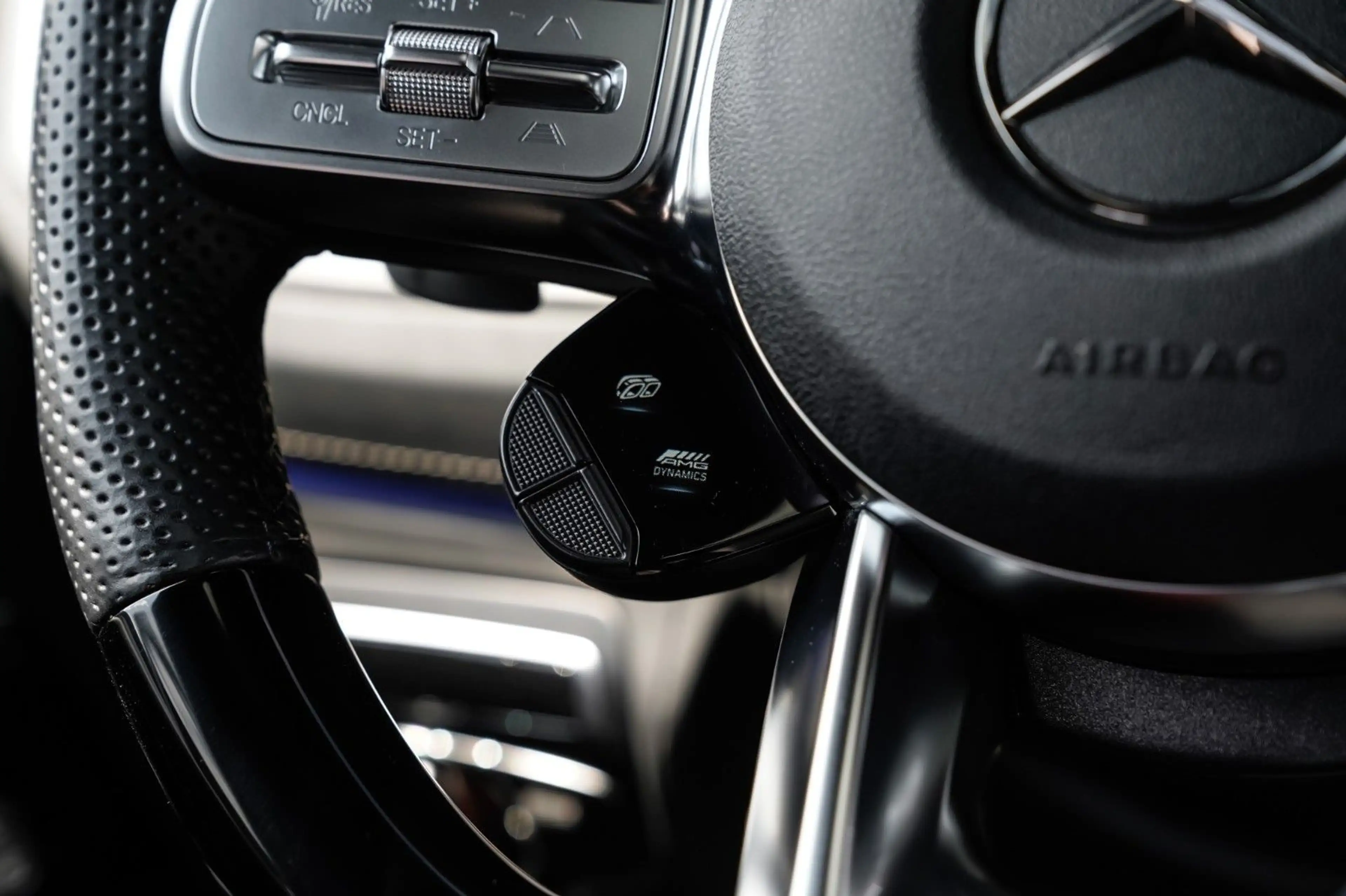 Mercedes-Benz G 63 AMG Superior-Night Paket-StandHzg-AHK — photo 14