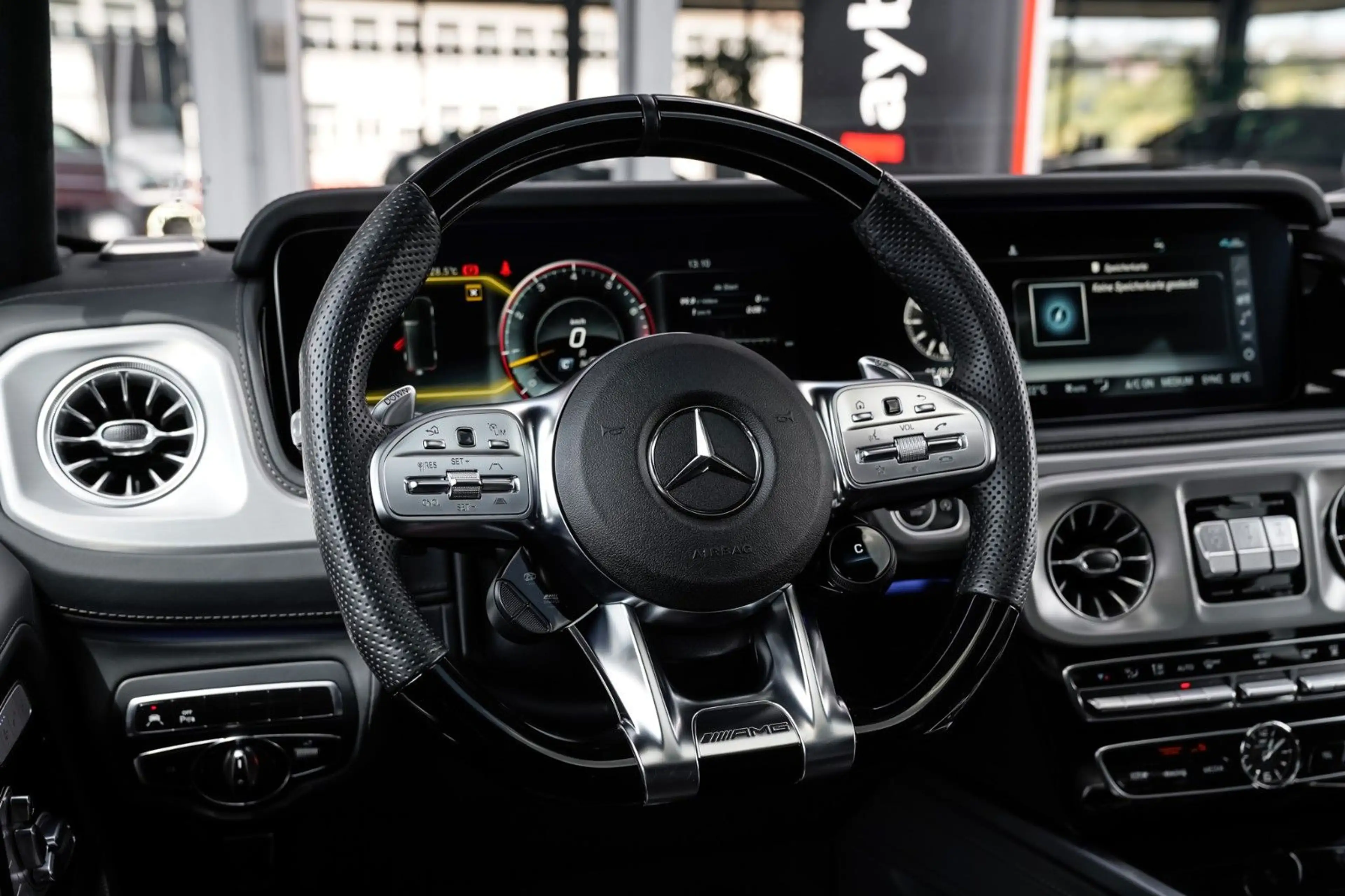 Mercedes-Benz G 63 AMG Superior-Night Paket-StandHzg-AHK — photo 13