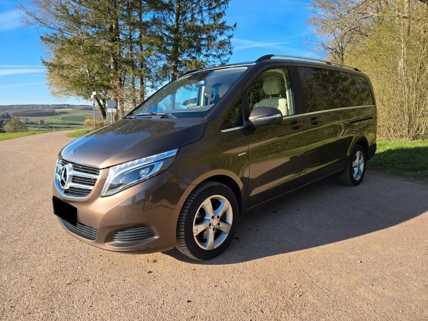 Mercedes-Benz V 250 V 250 BlueTEC 4MATIC Avantgarde lang Aut. Braun - 2