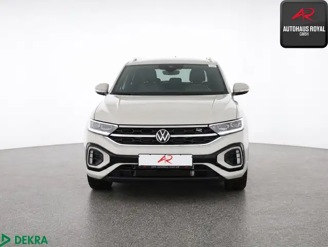 Volkswagen T-Roc view 7