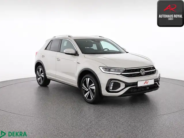 Volkswagen T-Roc view 6