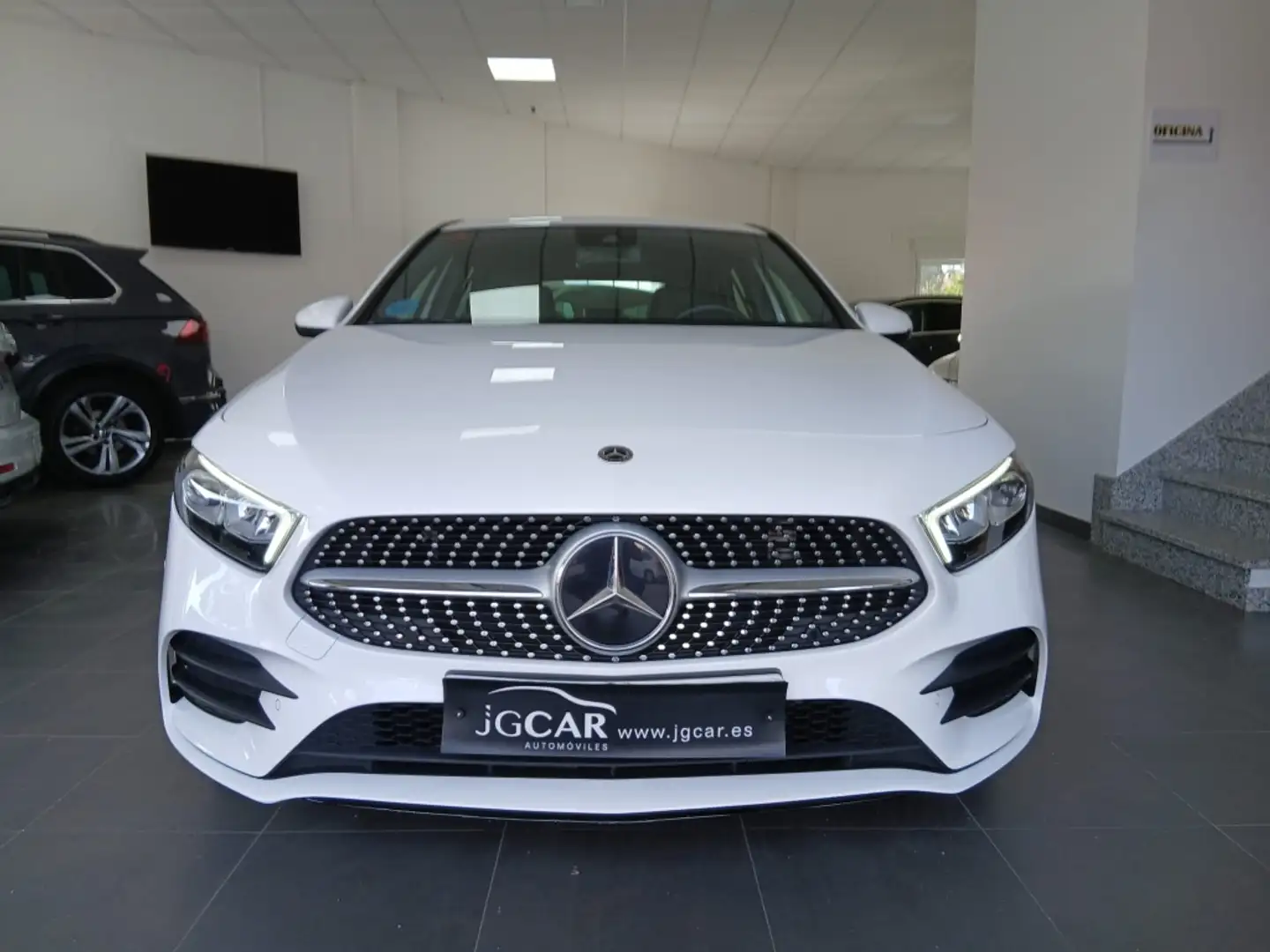 Mercedes-Benz A 200 200d 4Matic 8G-DCT Blanco - 2