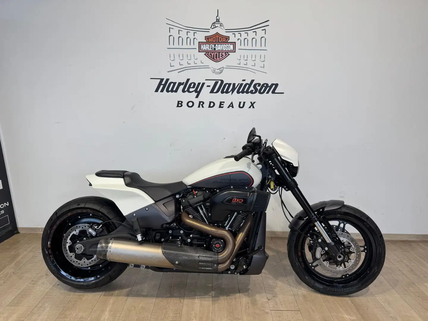 Harley-Davidson Softail Wit - 1