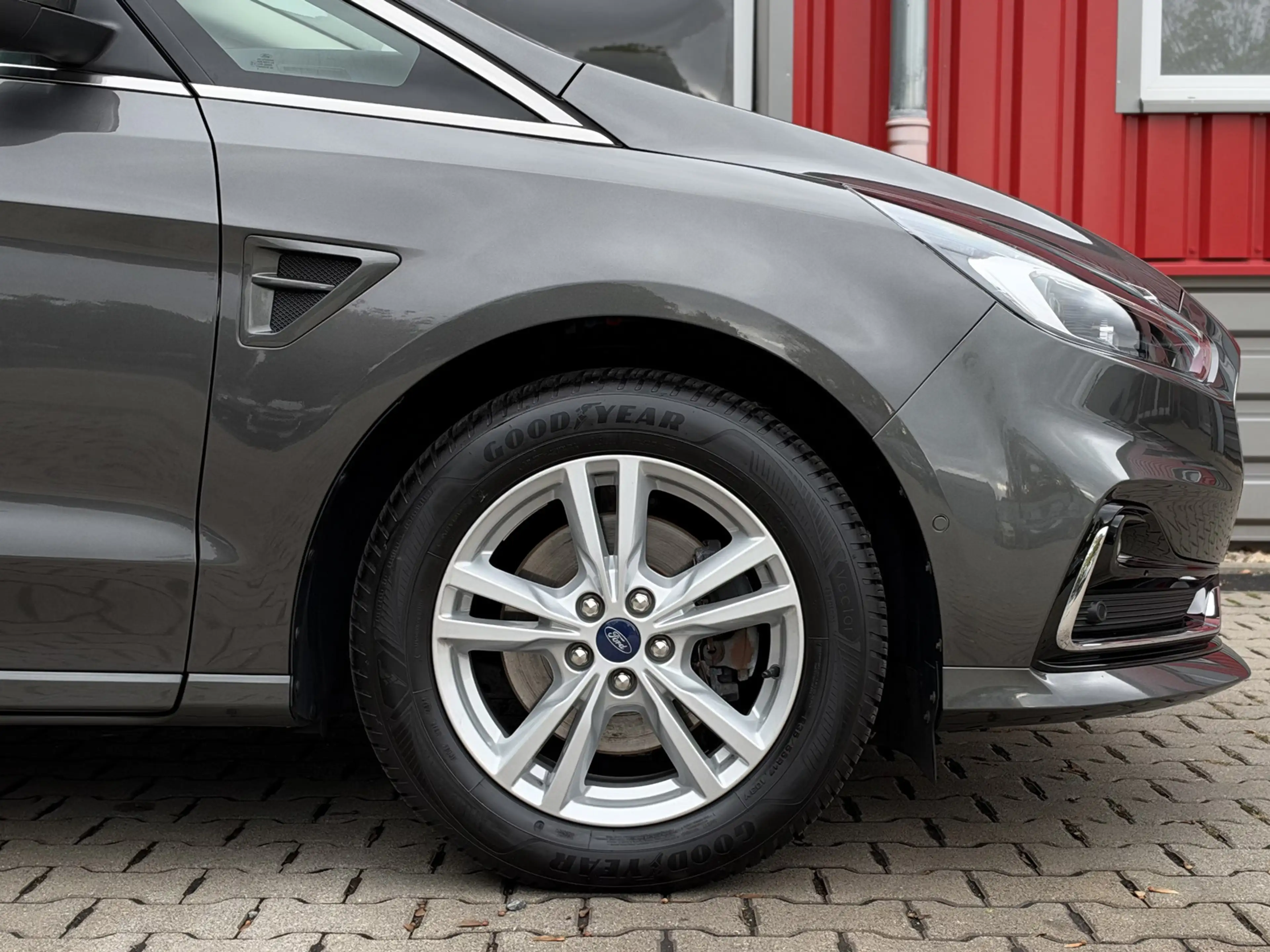 Ford S-Max Titanium"1.Hand"Pano"WP"Cam" — photo 7