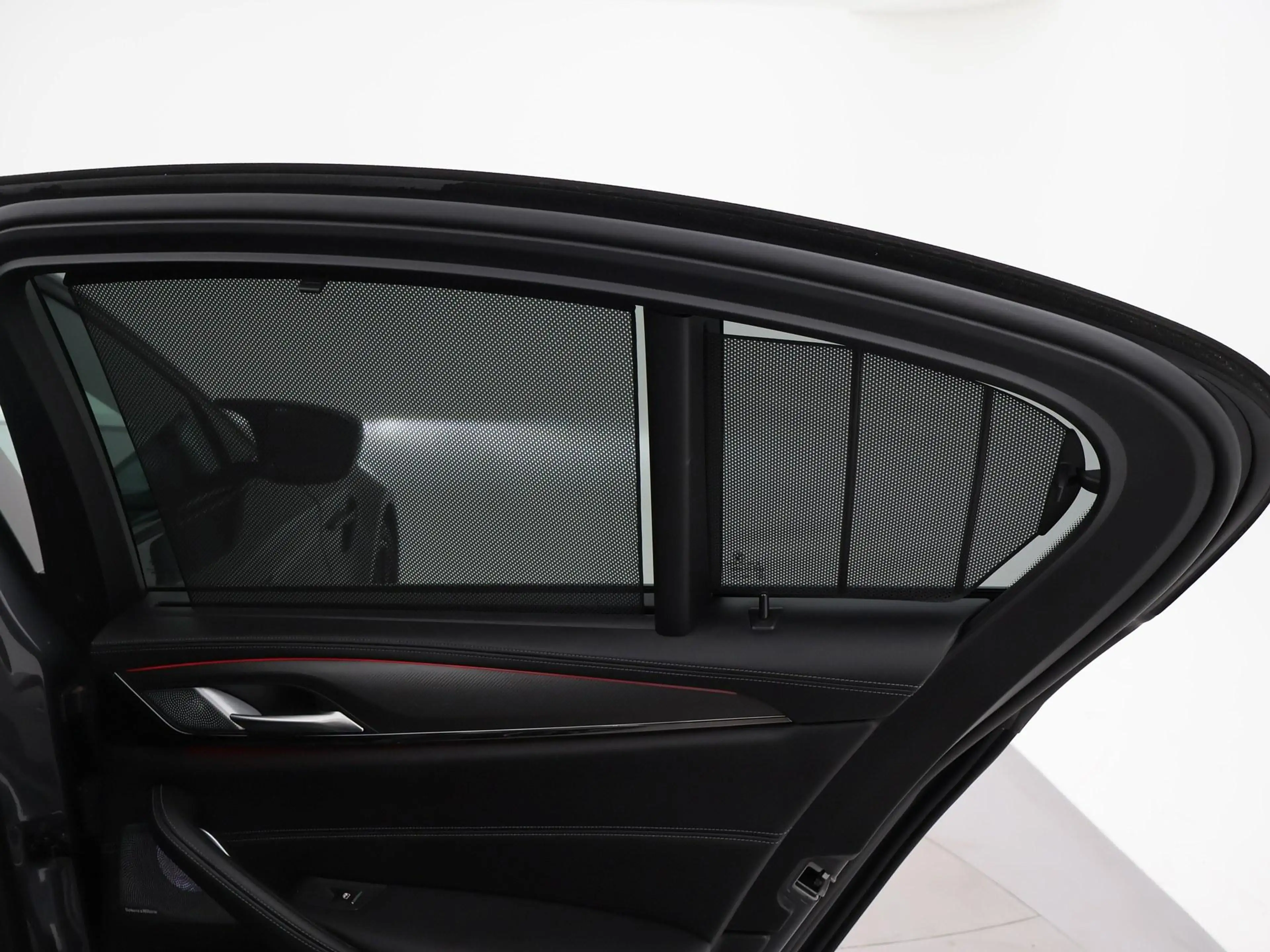 BMW M5 COMPETITION 740 PK FACELIFT MODEL ORIGINEEL NEDERL — photo 30