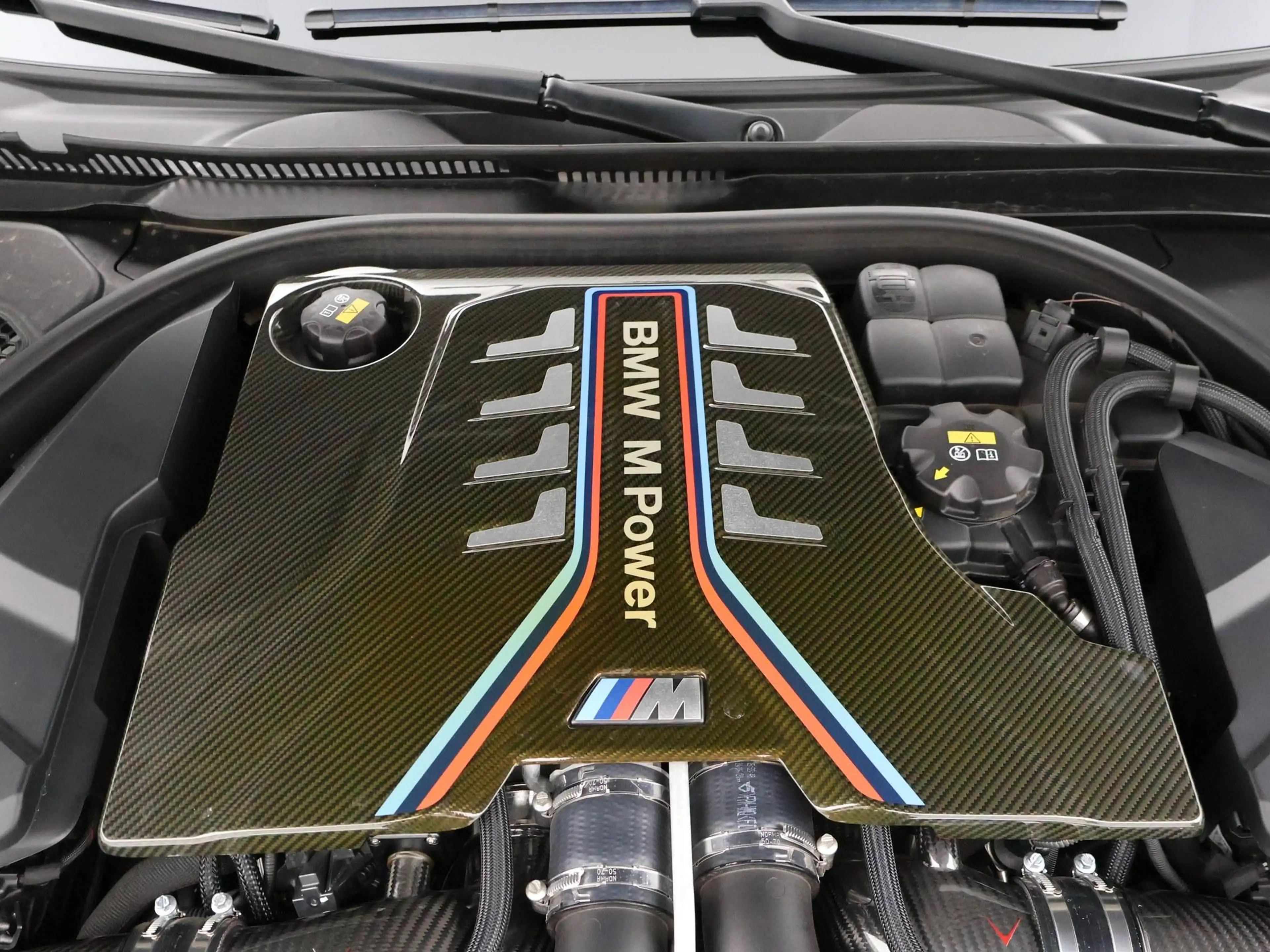 BMW M5 COMPETITION 740 PK FACELIFT MODEL ORIGINEEL NEDERL — photo 32