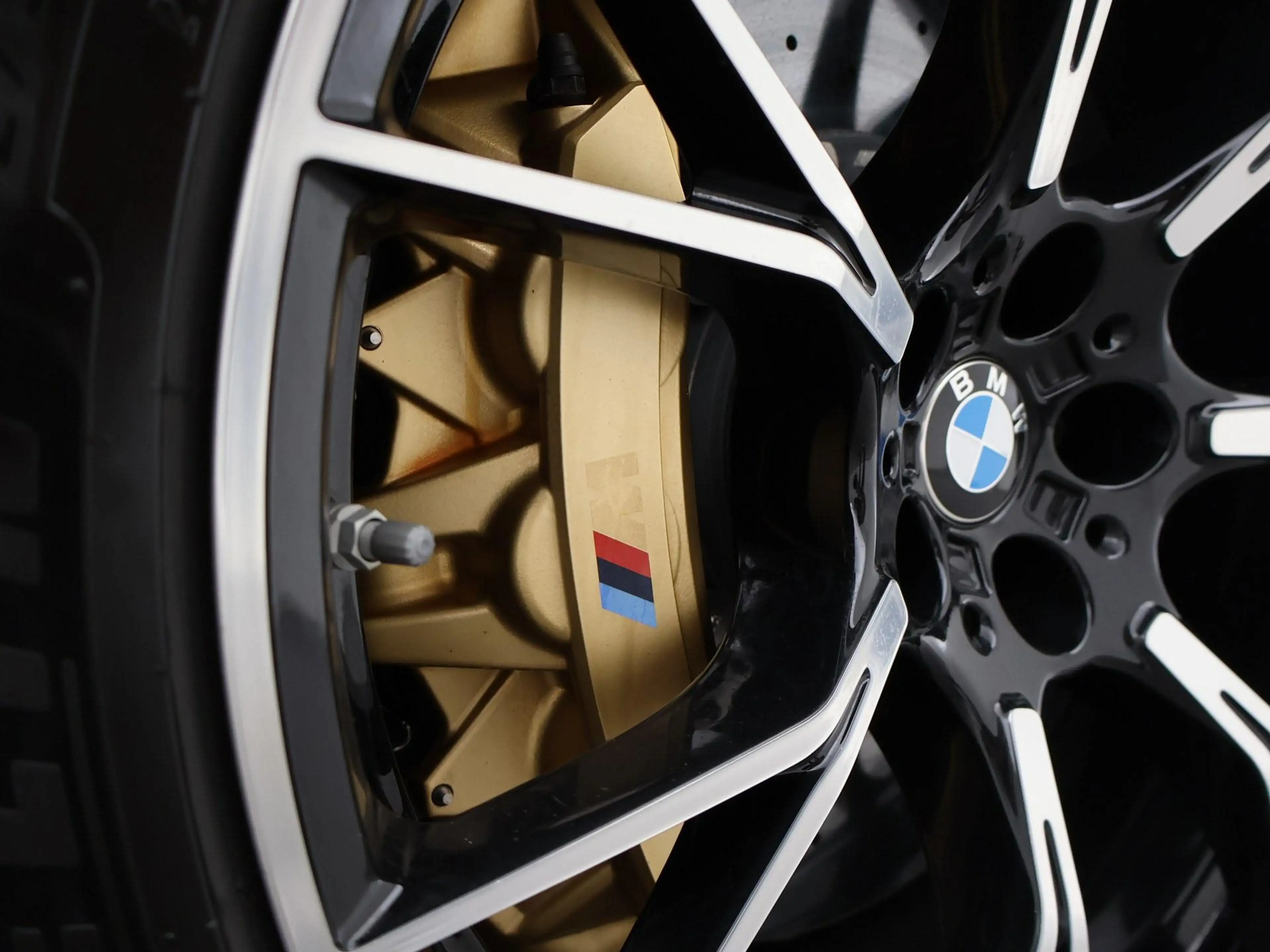 BMW M5 COMPETITION 740 PK FACELIFT MODEL ORIGINEEL NEDERL — photo 17