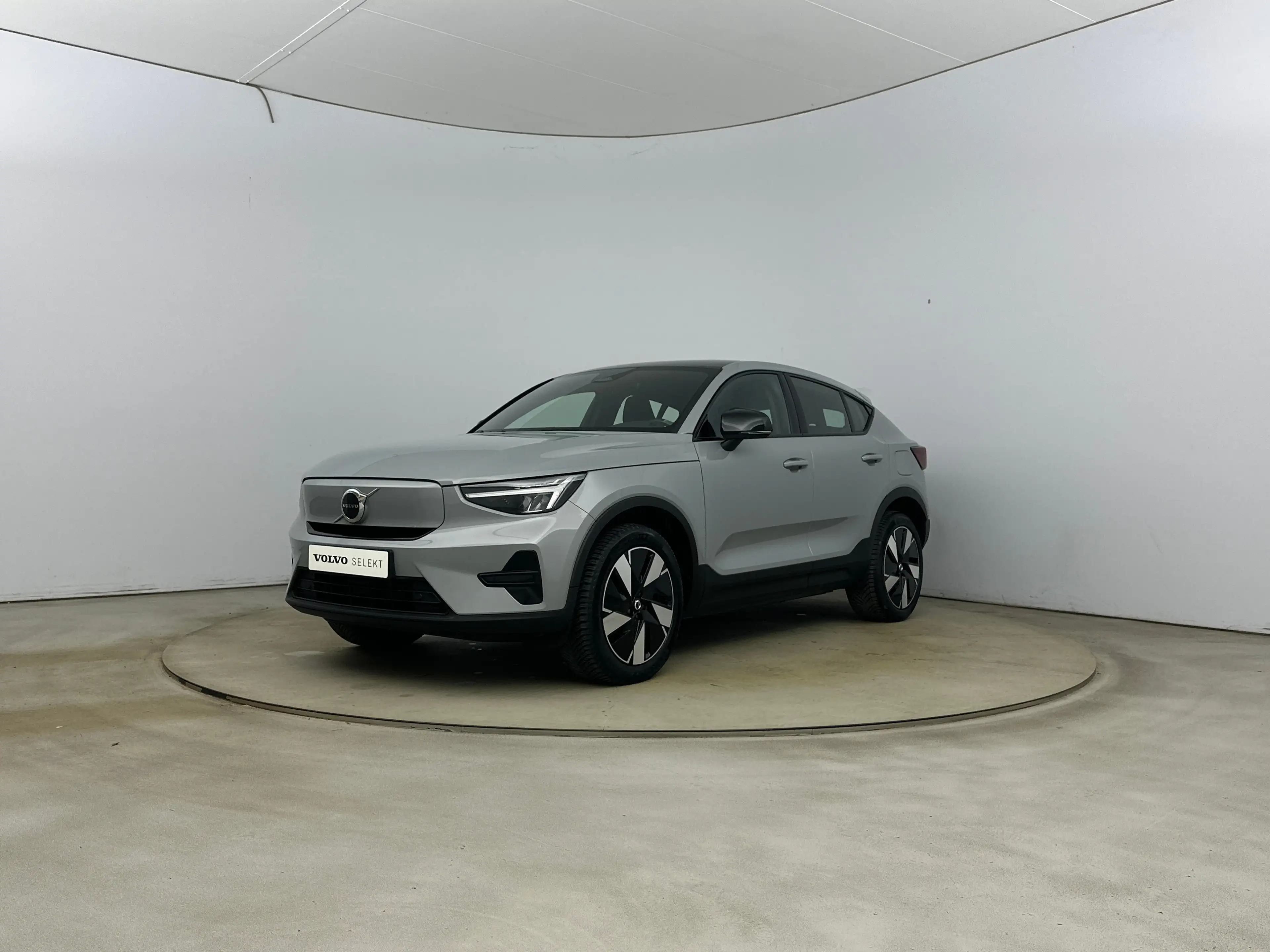 Volvo C40 Single Motor Extended Range Plus 82 kWh | 19" Alls — photo 2
