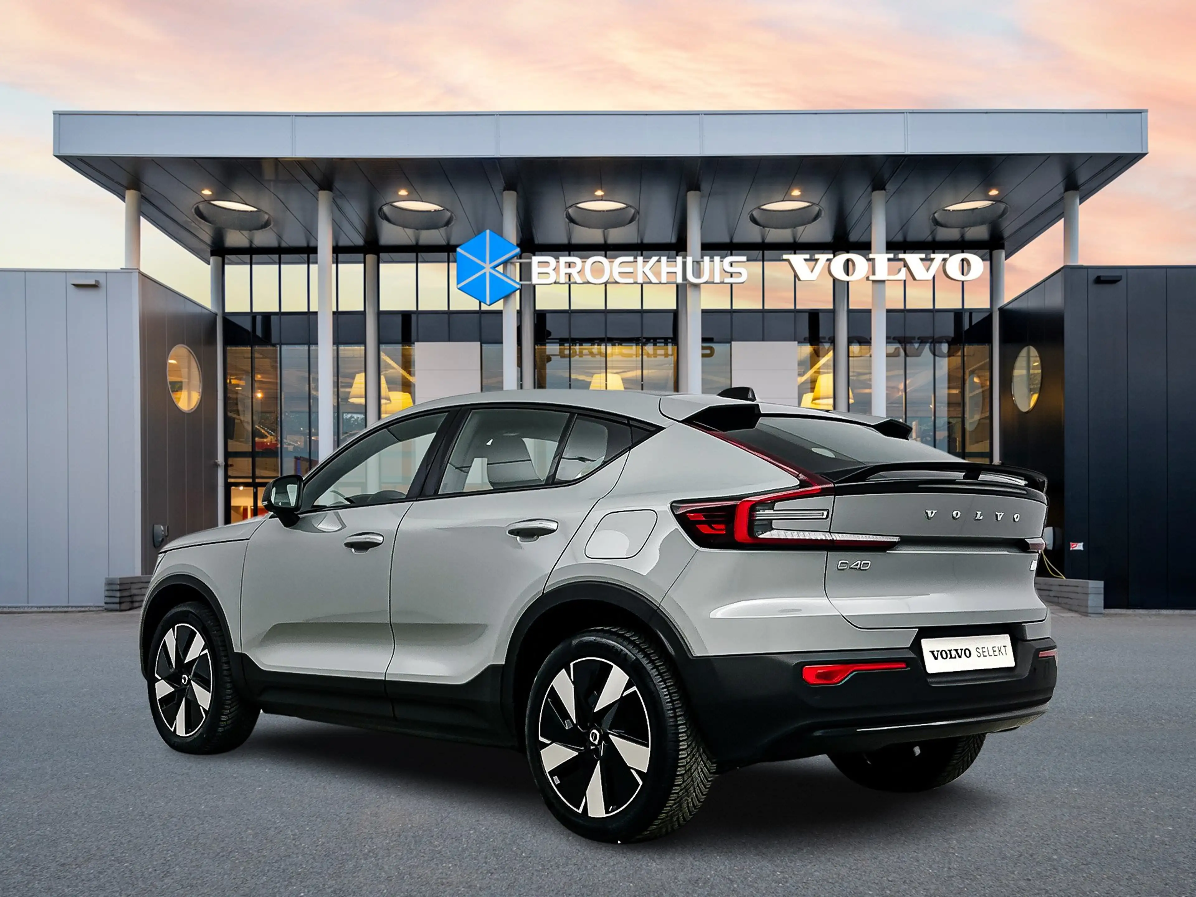 Volvo C40 Single Motor Extended Range Plus 82 kWh | 19" Alls — photo 4
