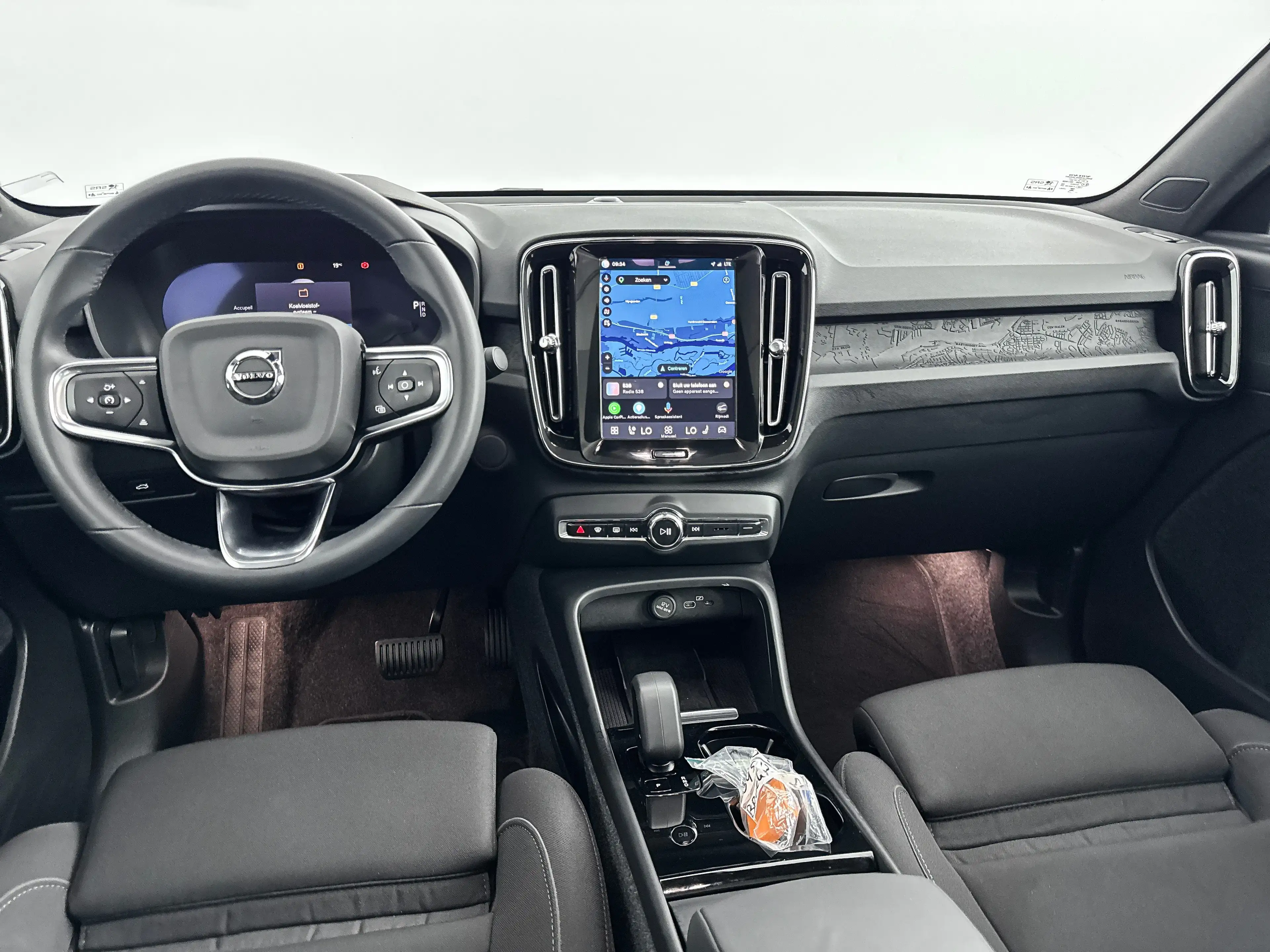 Volvo C40 Single Motor Extended Range Plus 82 kWh | 19" Alls — photo 16