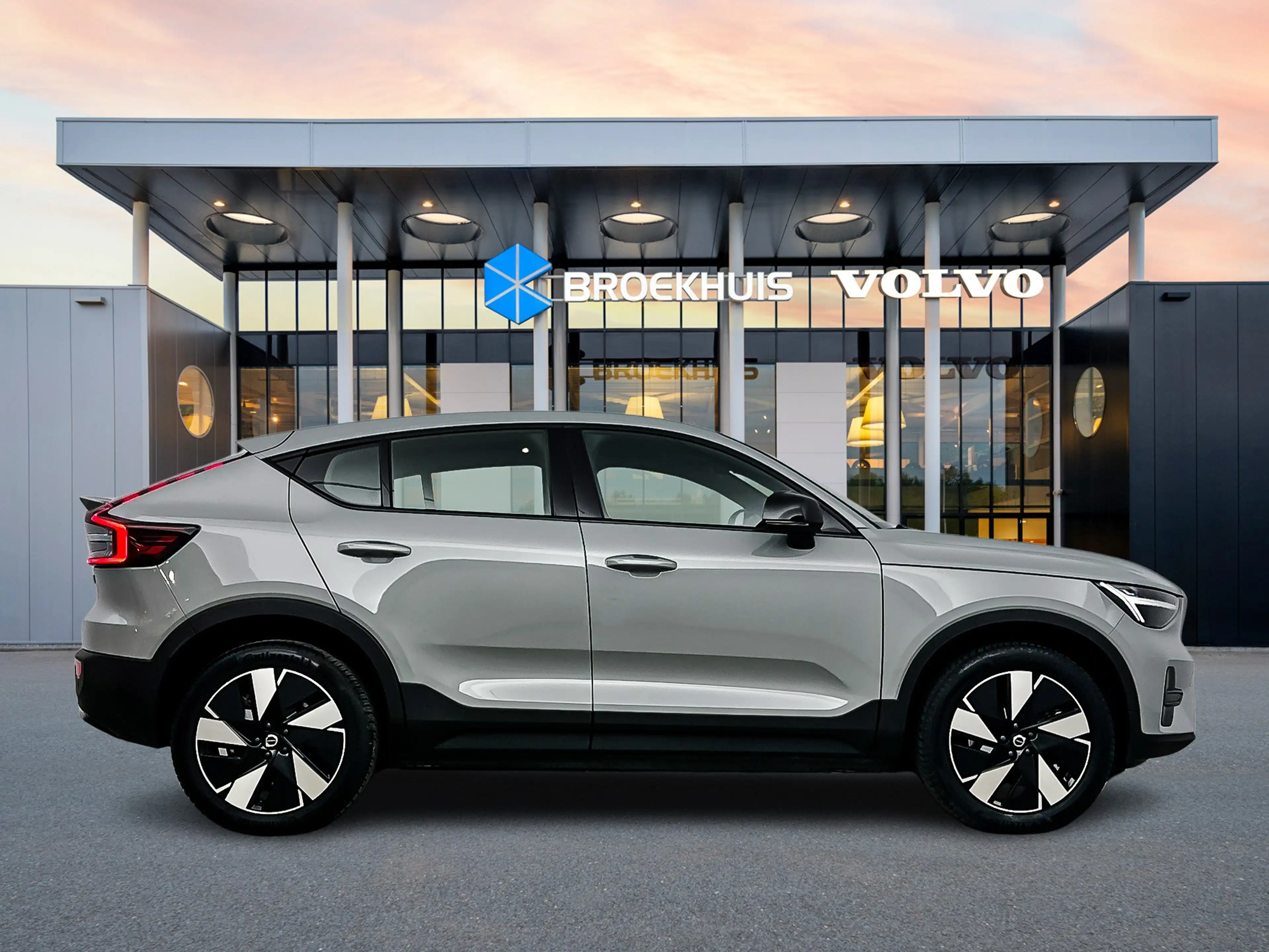 Volvo C40 Single Motor Extended Range Plus 82 kWh | 19" Alls — photo 7
