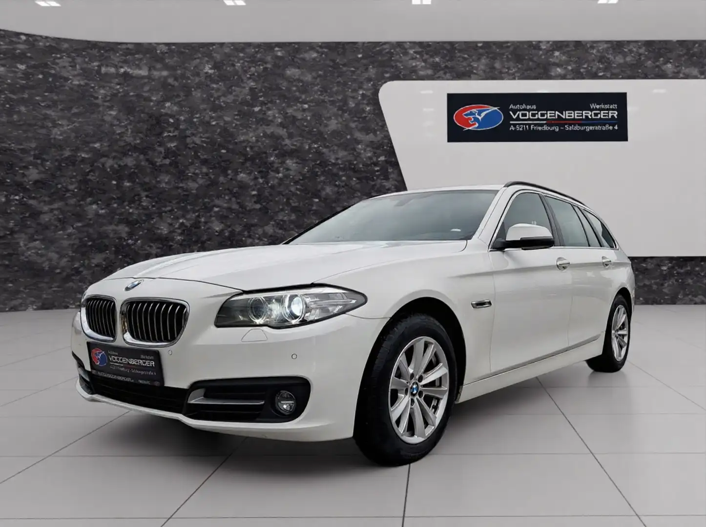BMW 518 d Touring F11 B47 Blanc - 1