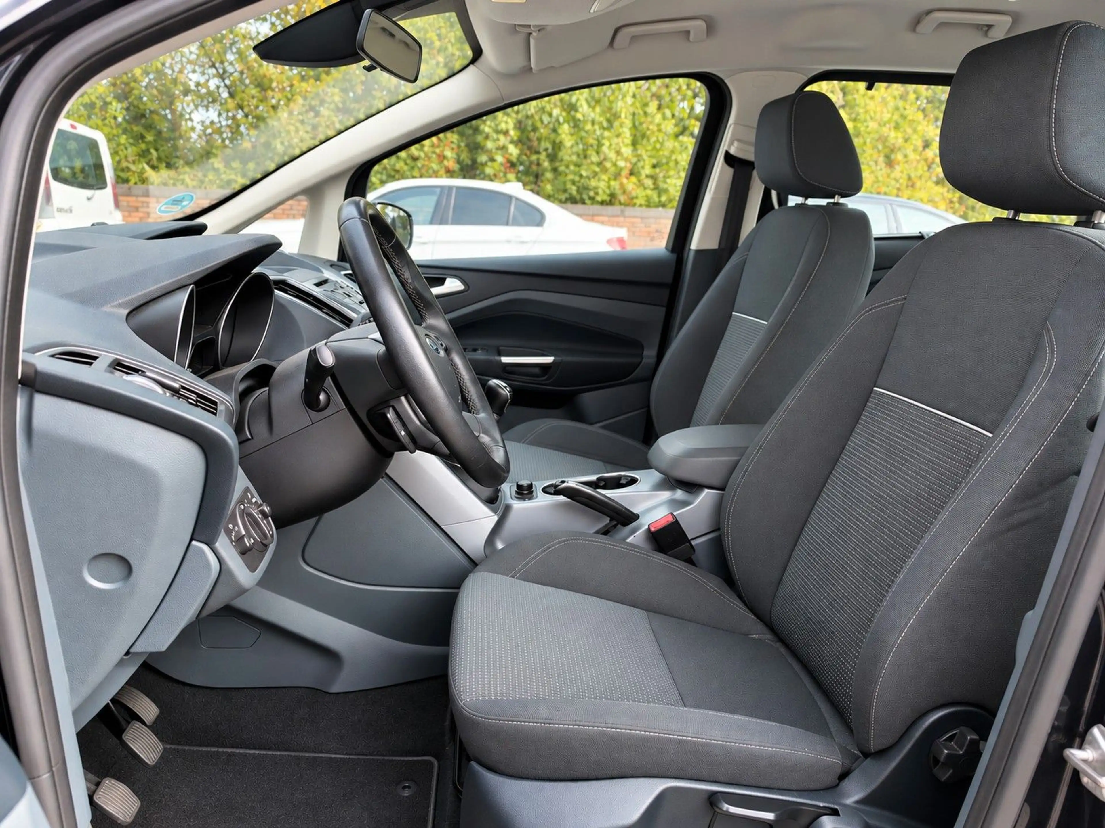 Ford Grand C-Max Sync Zahnriemen Neu PDC 7.Sitz AHK — photo 12