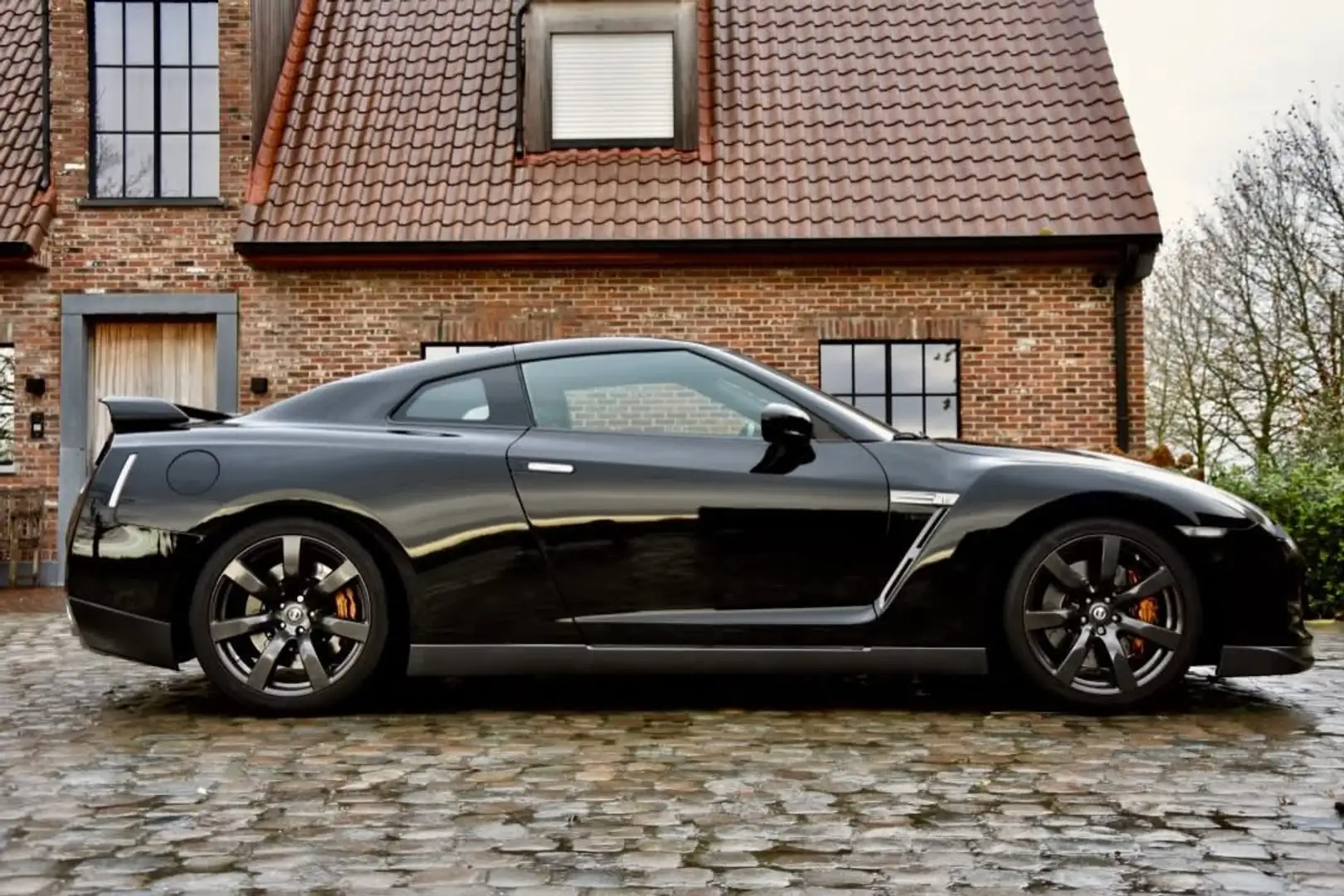 Nissan GT-R 3.8 Turbo V6 Black Edition **1Owner** INVESTMENT Zwart - 2