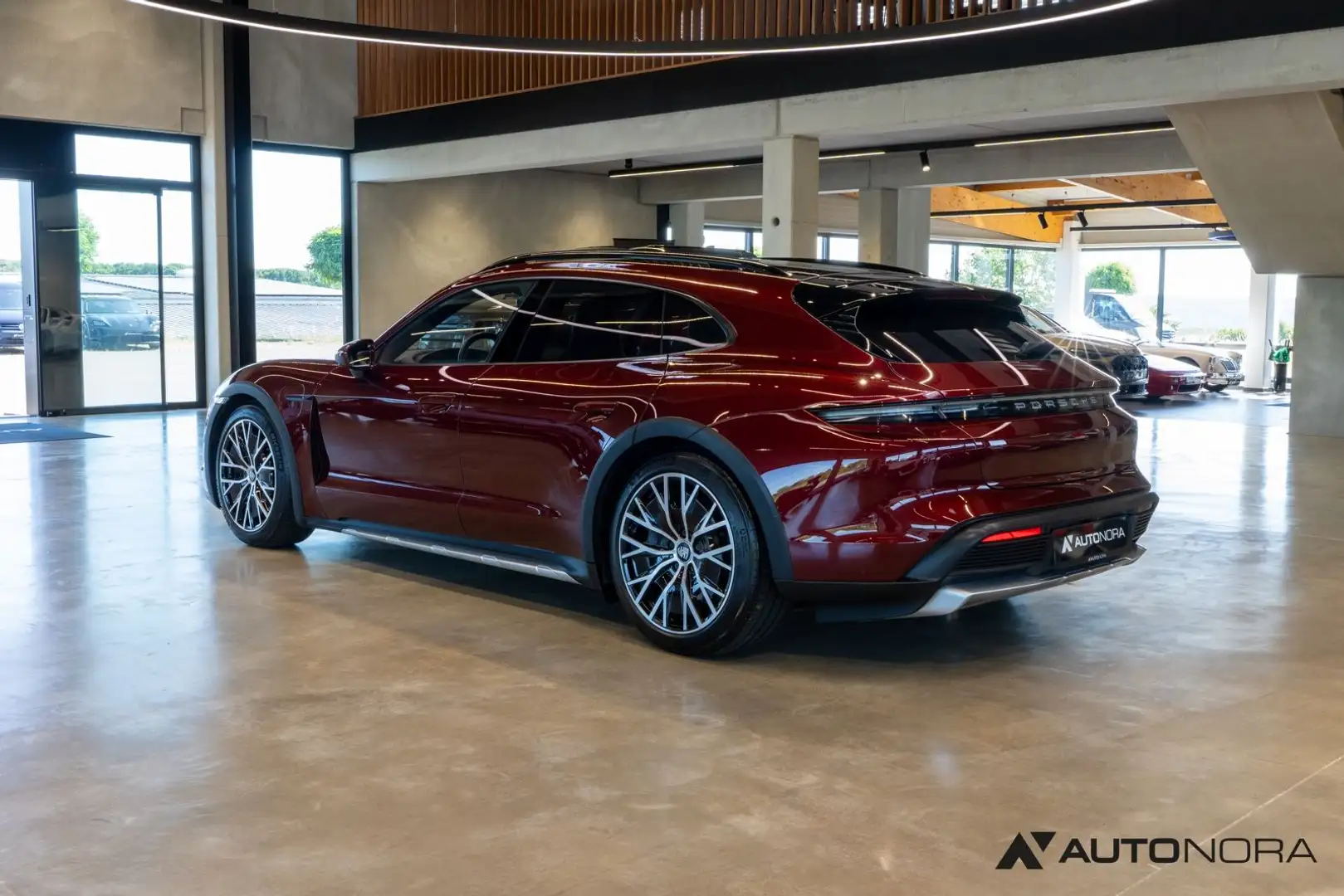 Porsche Taycan 4 Cross Turismo Wärmepumpe Pano PDLS+ Rot - 2