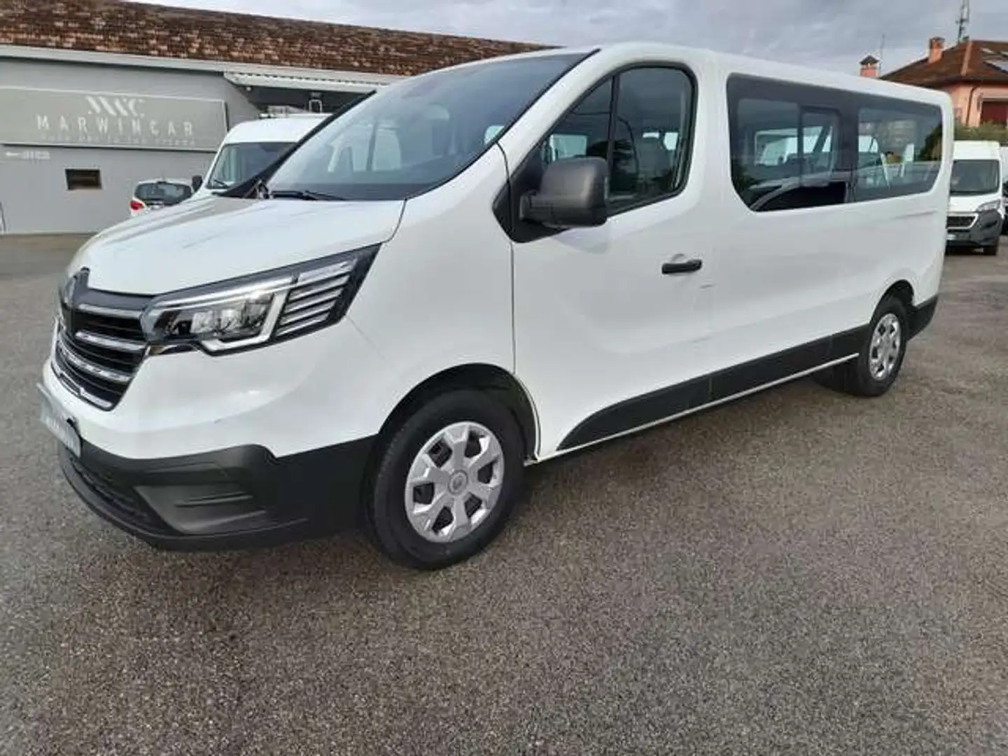 Renault Trafic ZEN L2 BLUE DCI GANCIO TRAINO 9 POSTI Blanc - 1