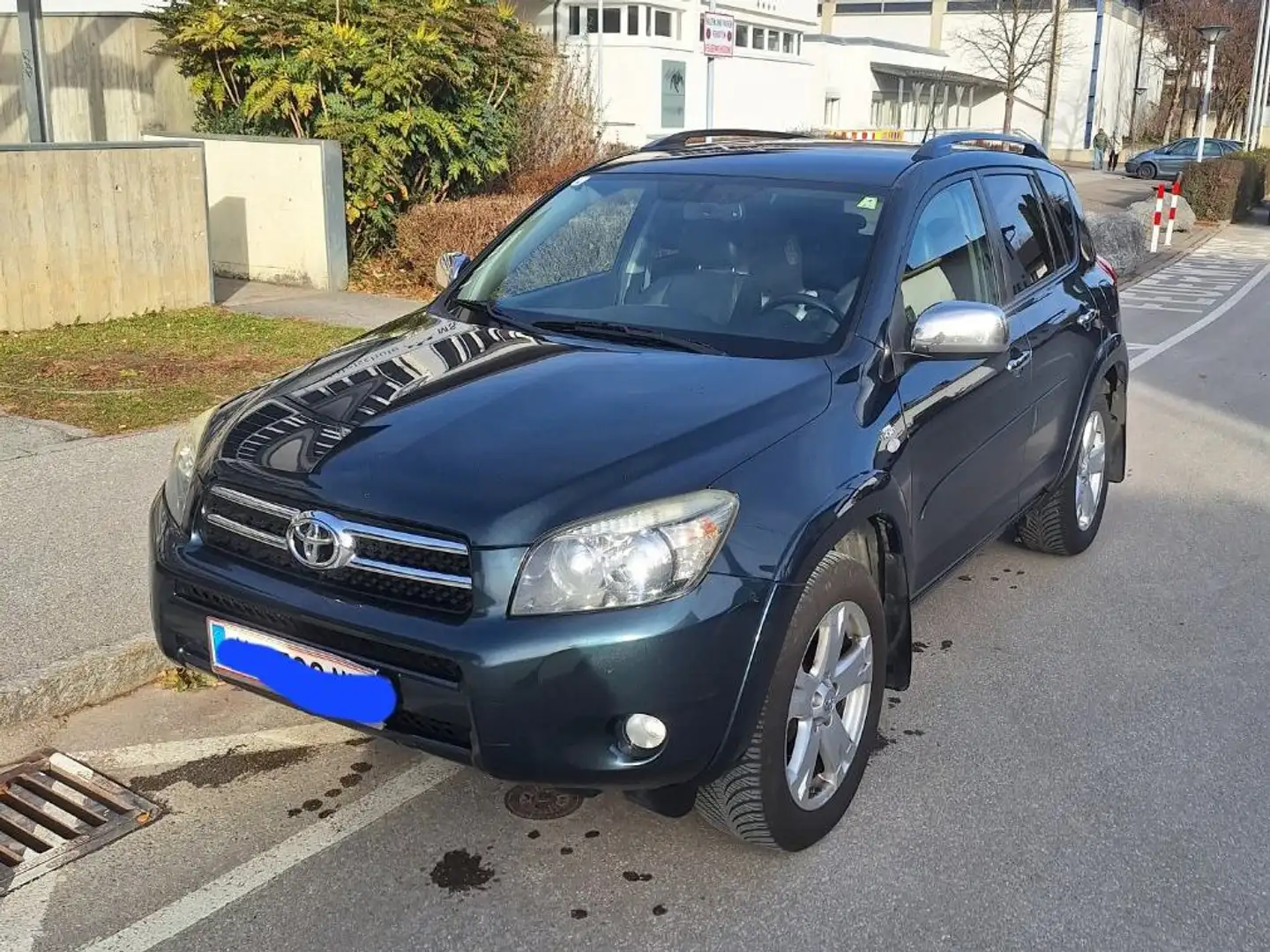 Toyota RAV 4 RAV4 2,2 D-4D 180 4WD Elegance Elegance Grün - 1