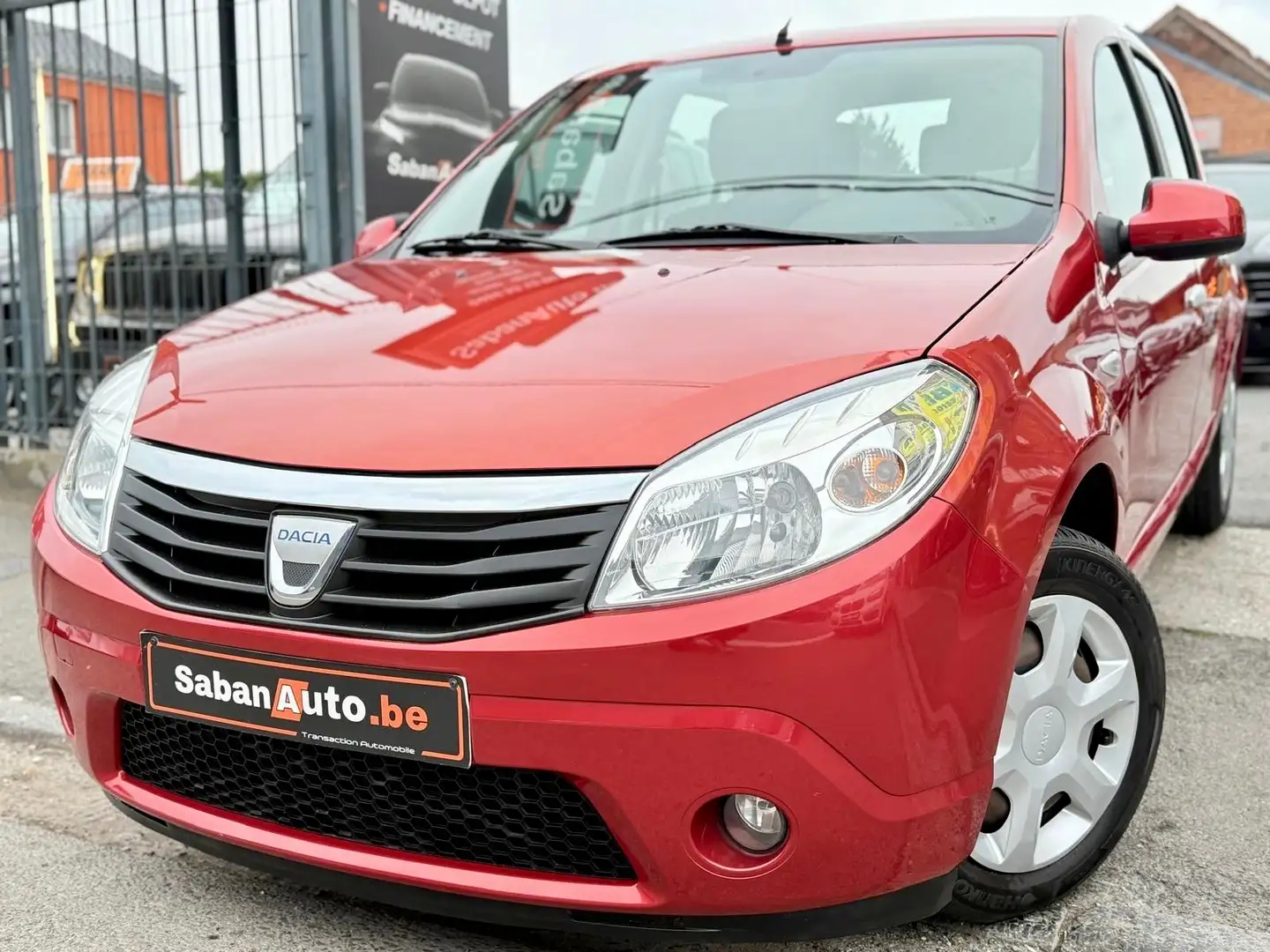 Dacia Sandero Sandero 1.4i • 1e MAIN • 58.000 KM • GARA Rood - 1