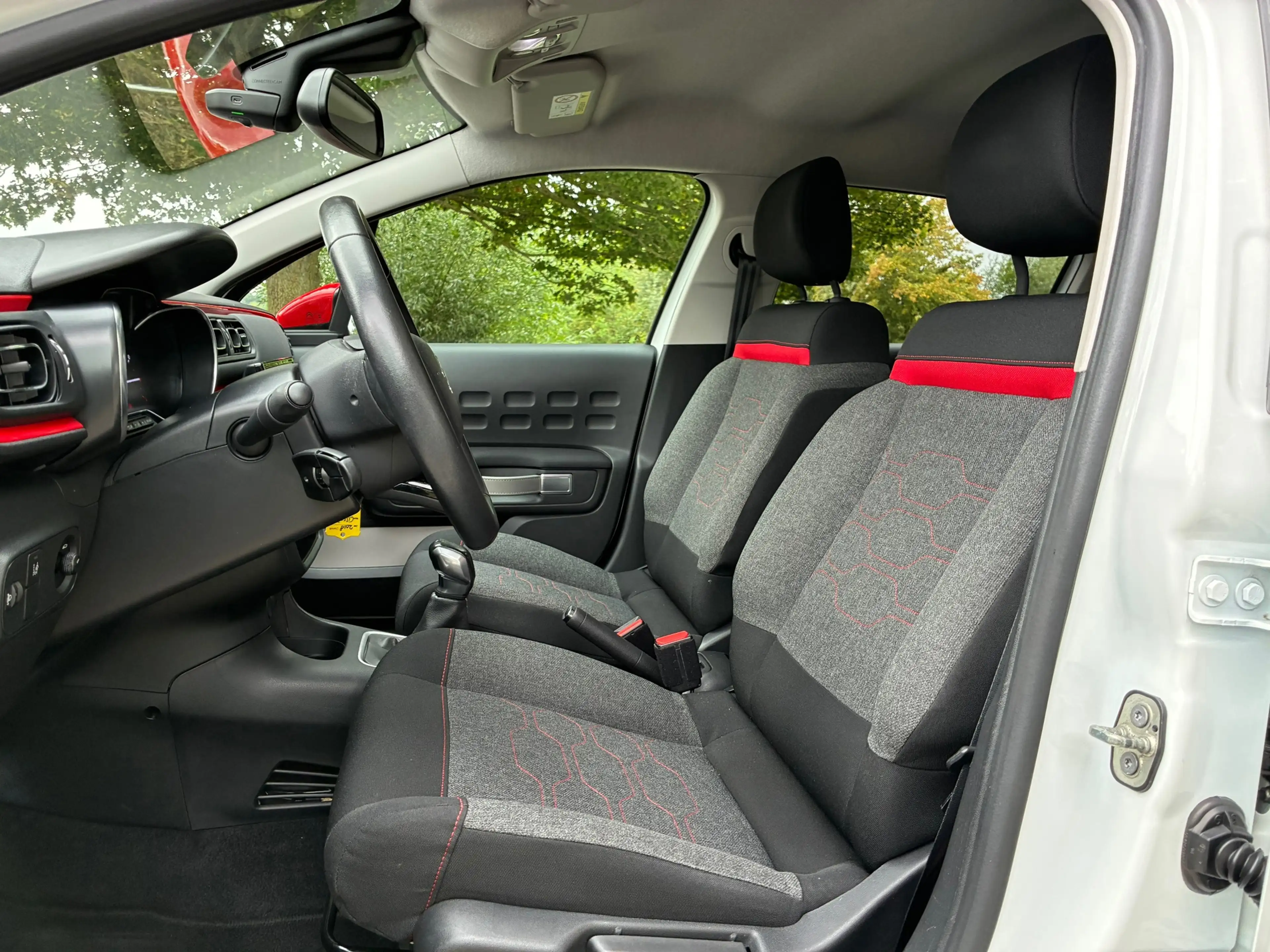 Citroen C3 1.2 PureTech S&S Shine | Camera + Cruise + Navi Nu — photo 11