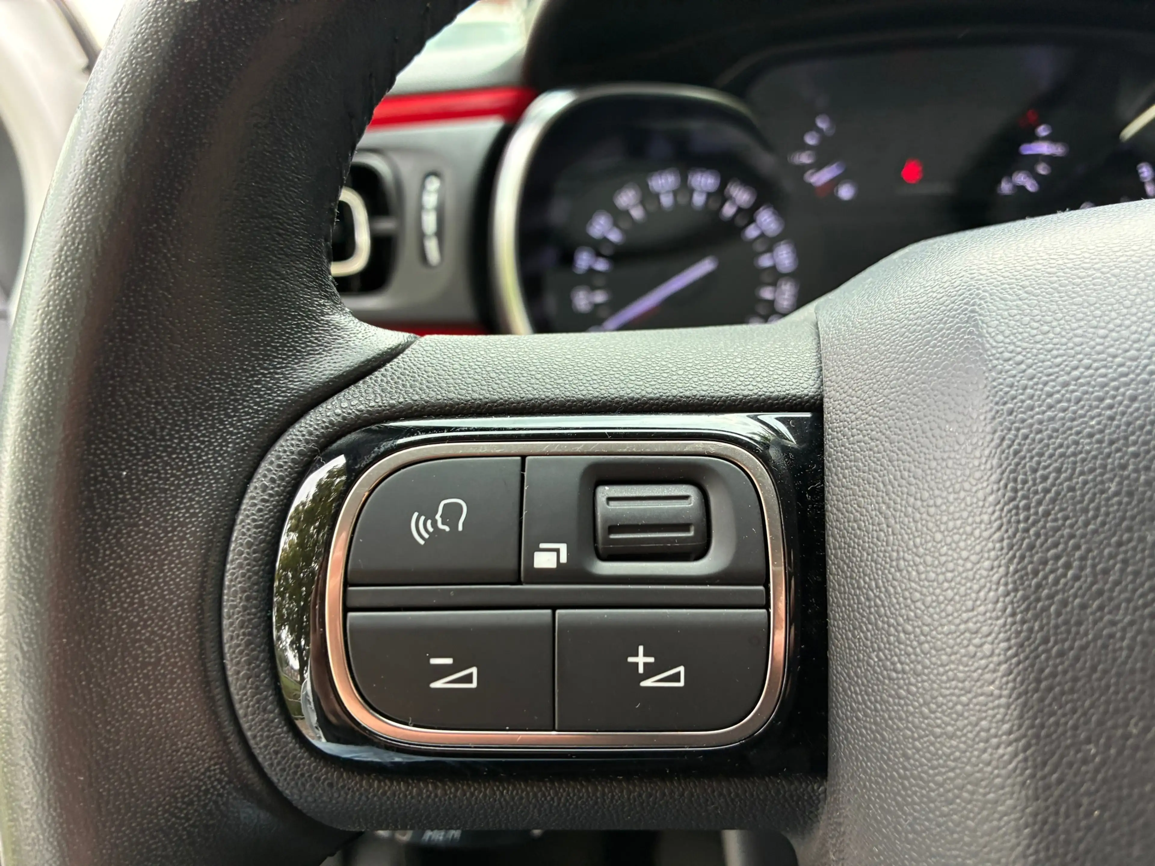 Citroen C3 1.2 PureTech S&S Shine | Camera + Cruise + Navi Nu — photo 14
