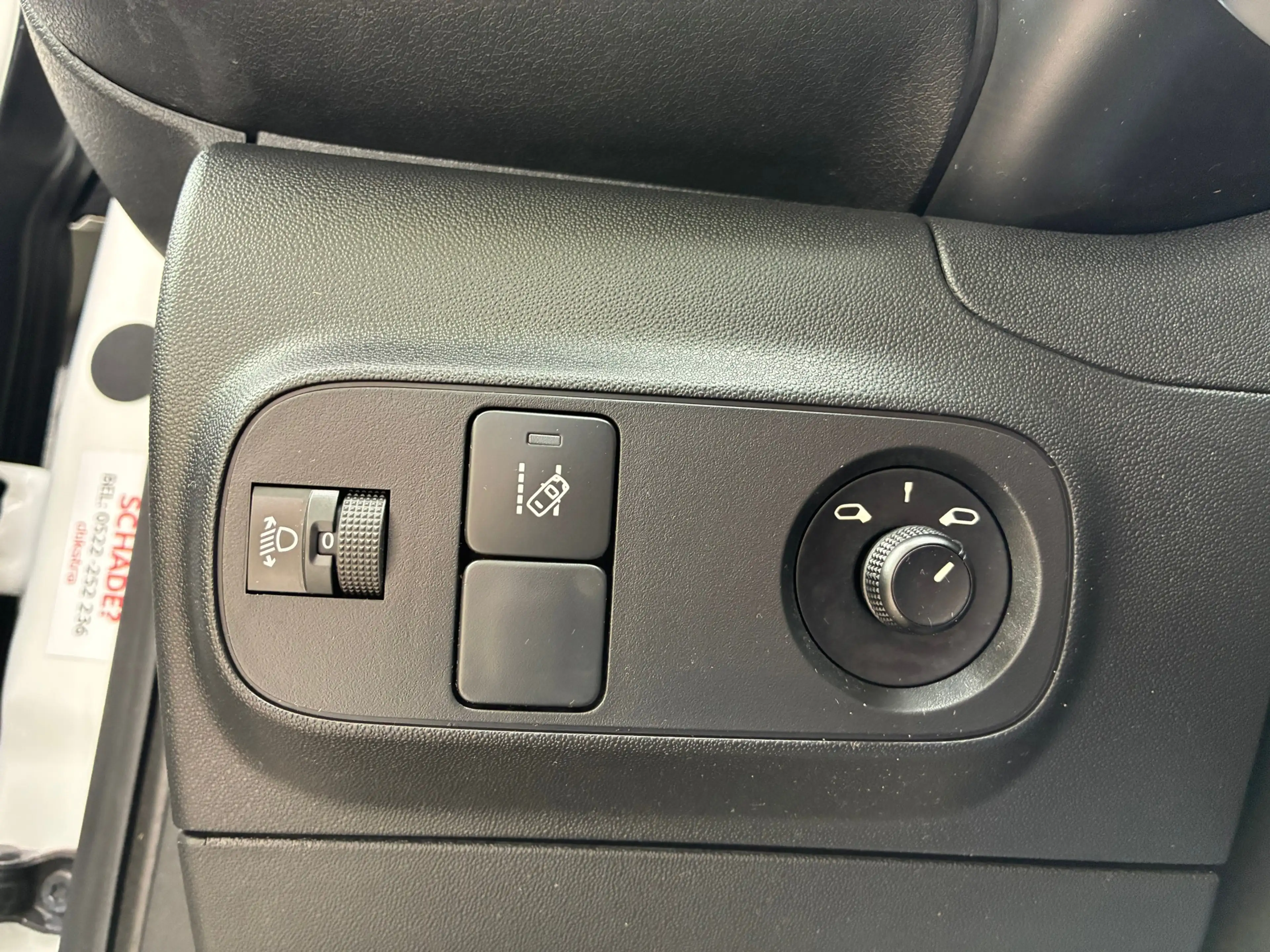 Citroen C3 1.2 PureTech S&S Shine | Camera + Cruise + Navi Nu — photo 17